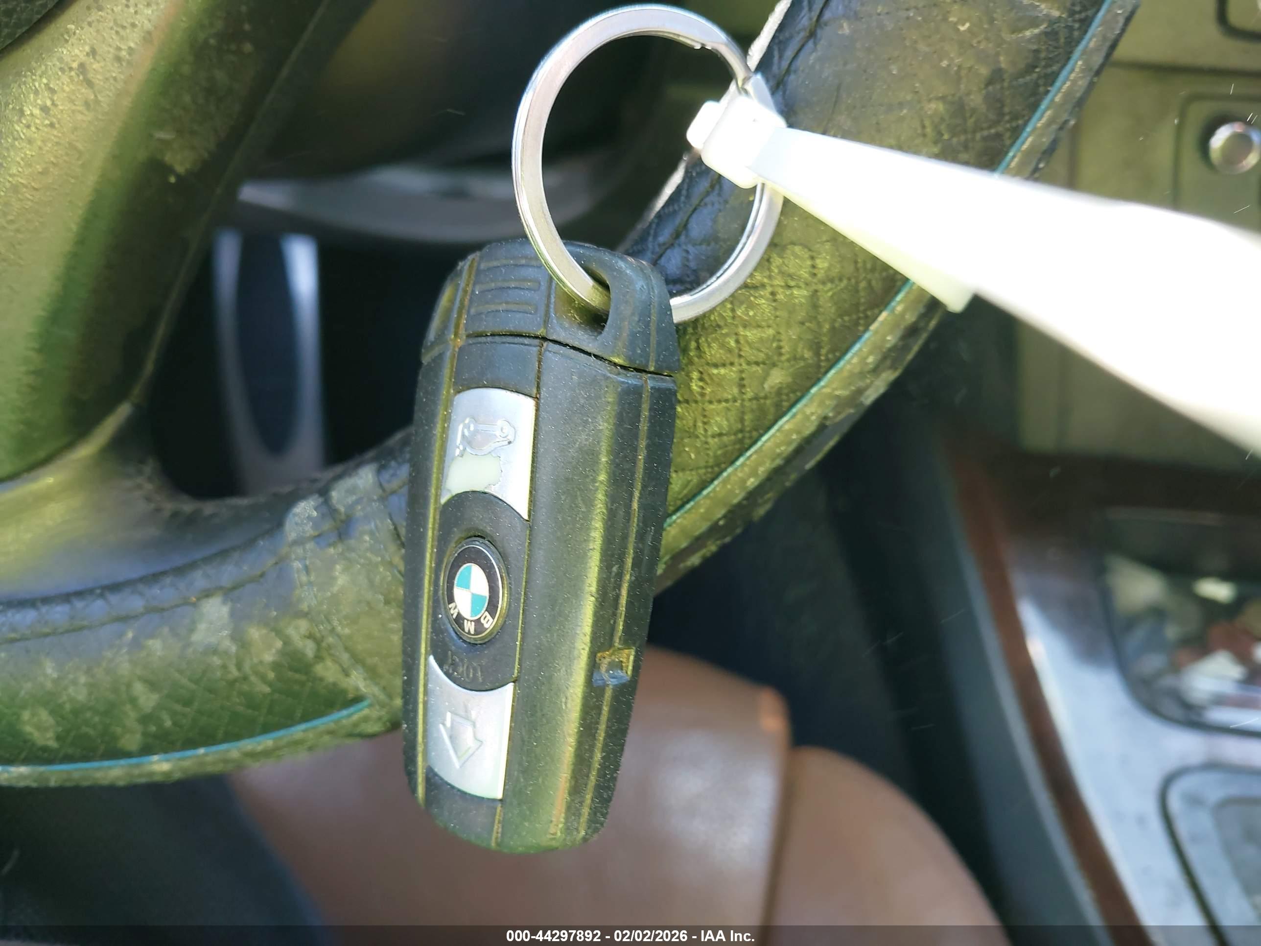 BMW 328I image 11