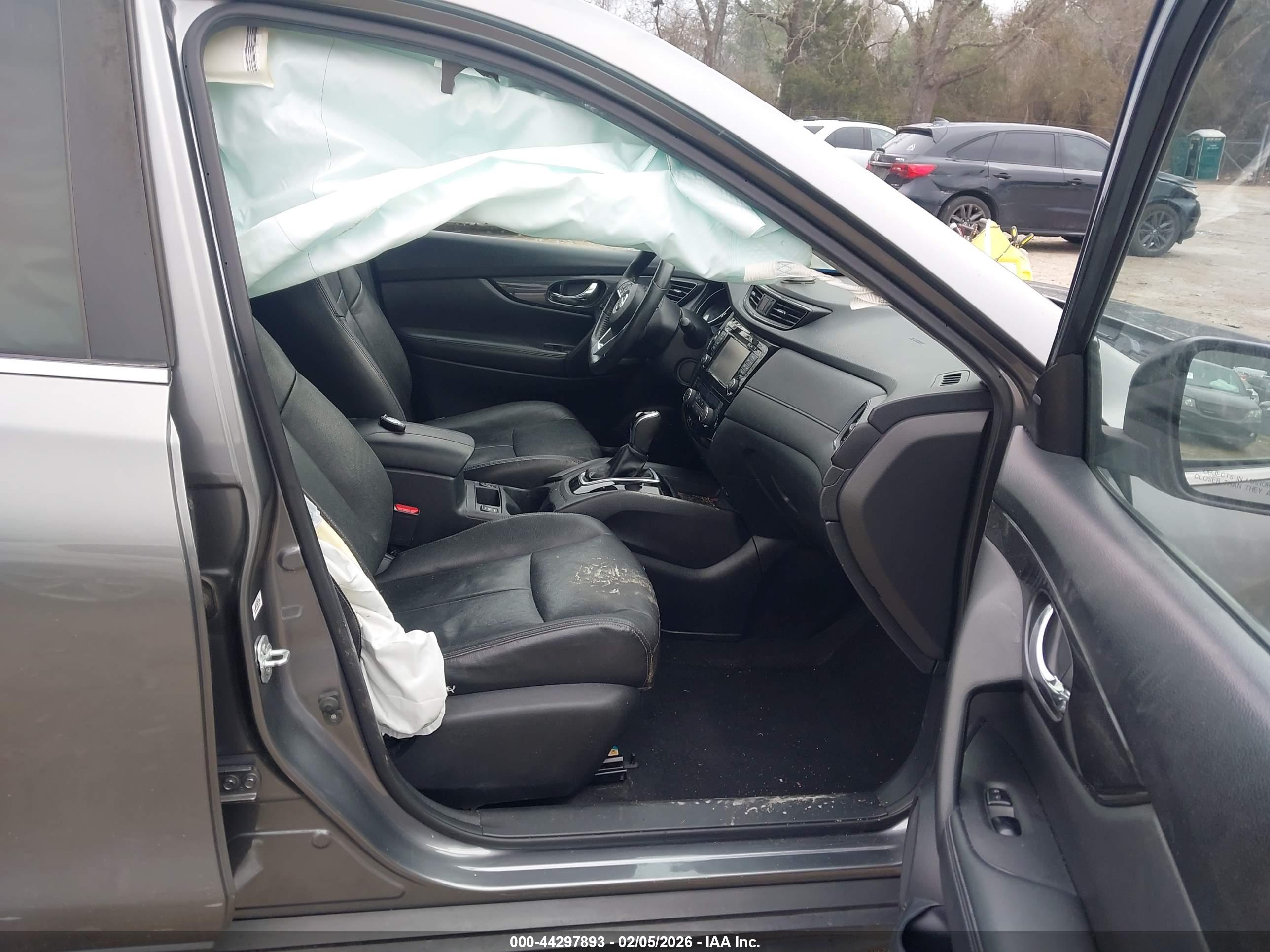 NISSAN ROGUE image 5