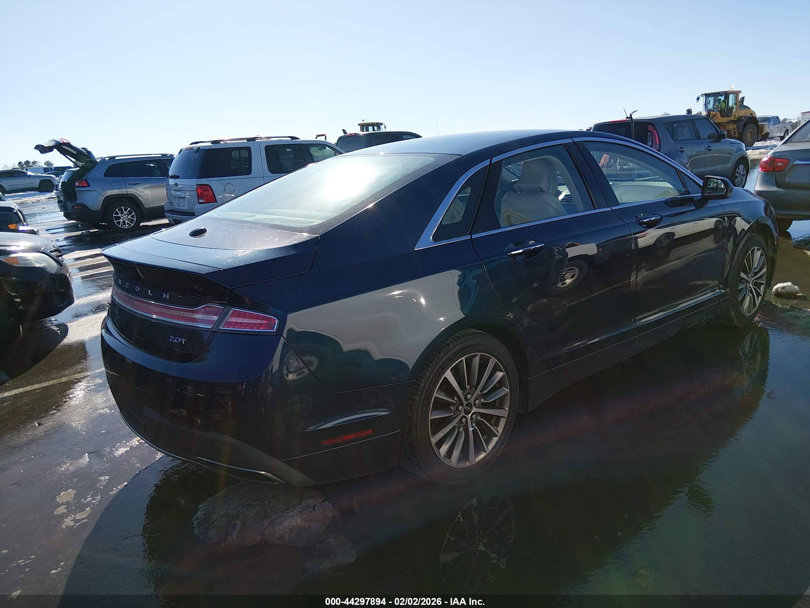 LINCOLN MKZ image 4