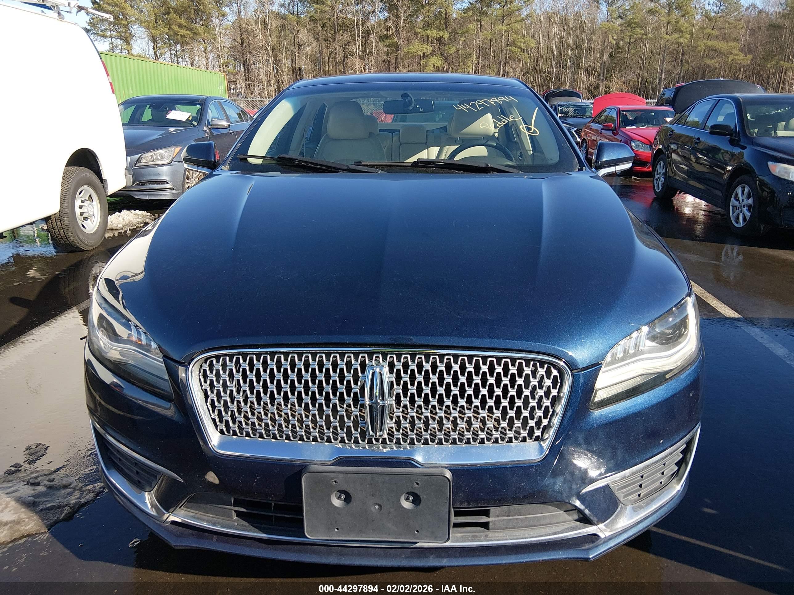 LINCOLN MKZ image 6