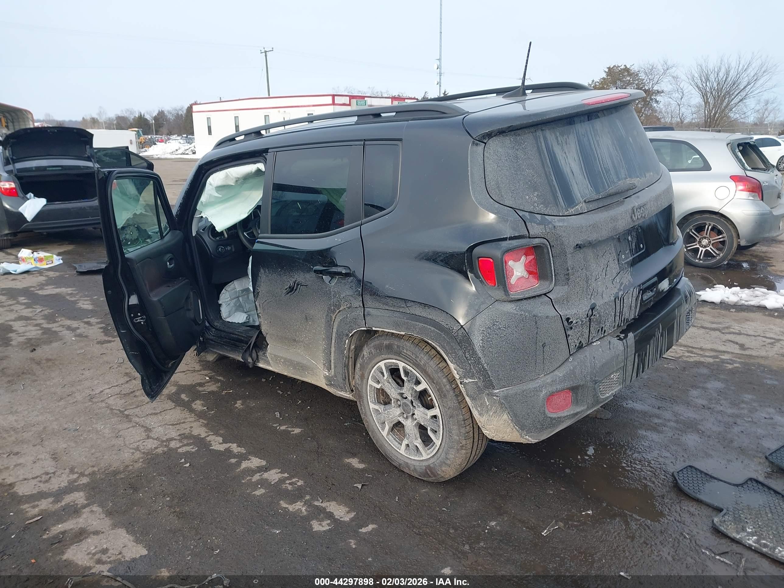 JEEP RENEGADE image 3