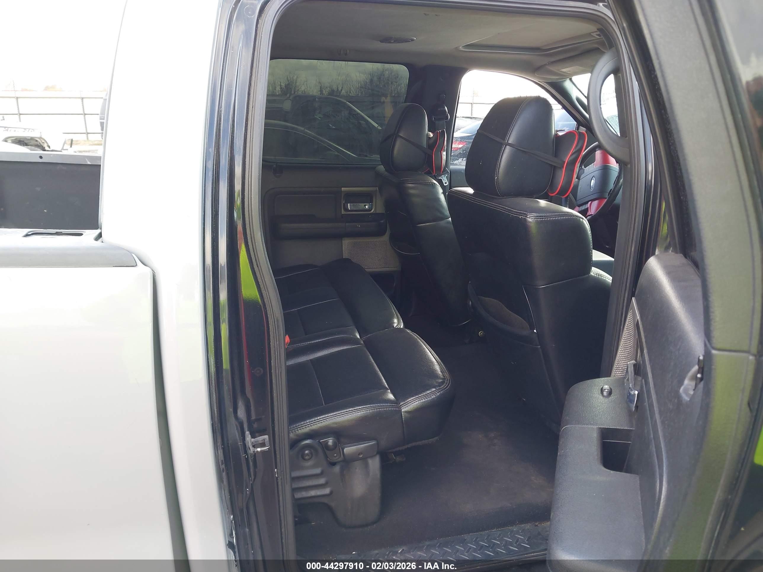 FORD F-150 image 8