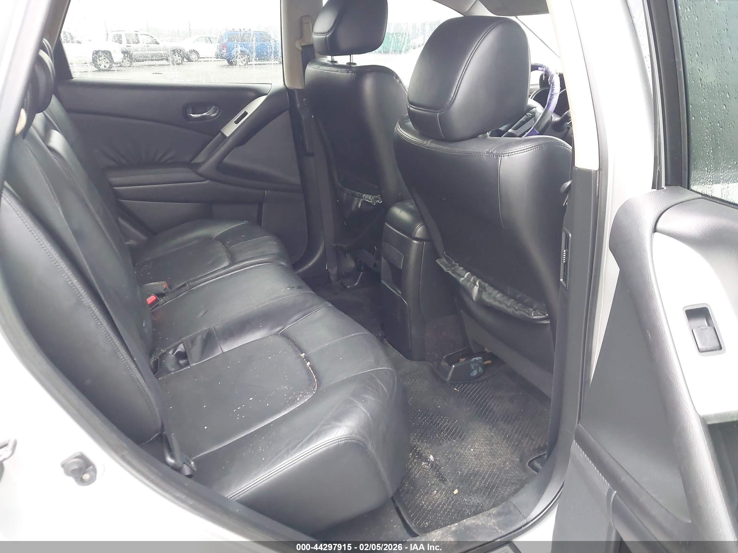 NISSAN MURANO image 8