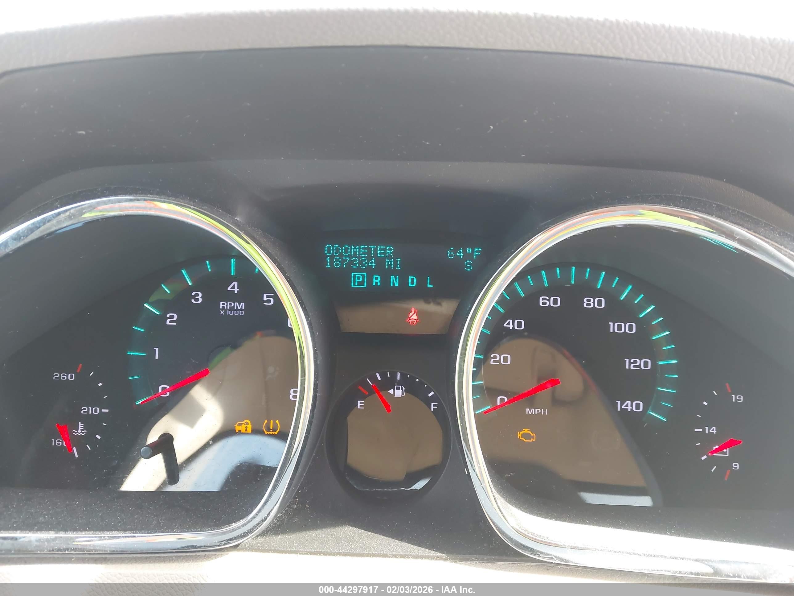 CHEVROLET TRAVERSE image 7