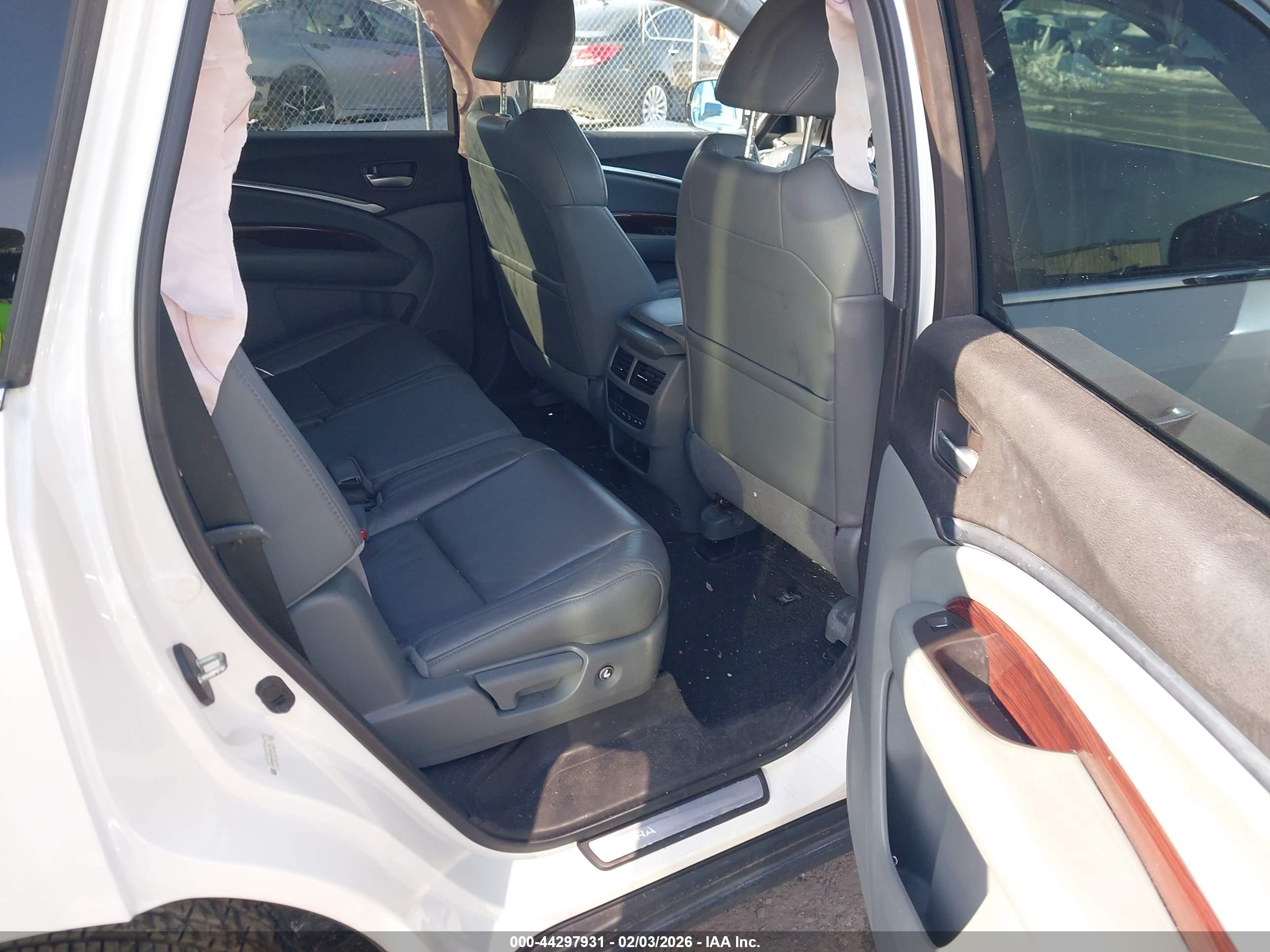 ACURA MDX image 8