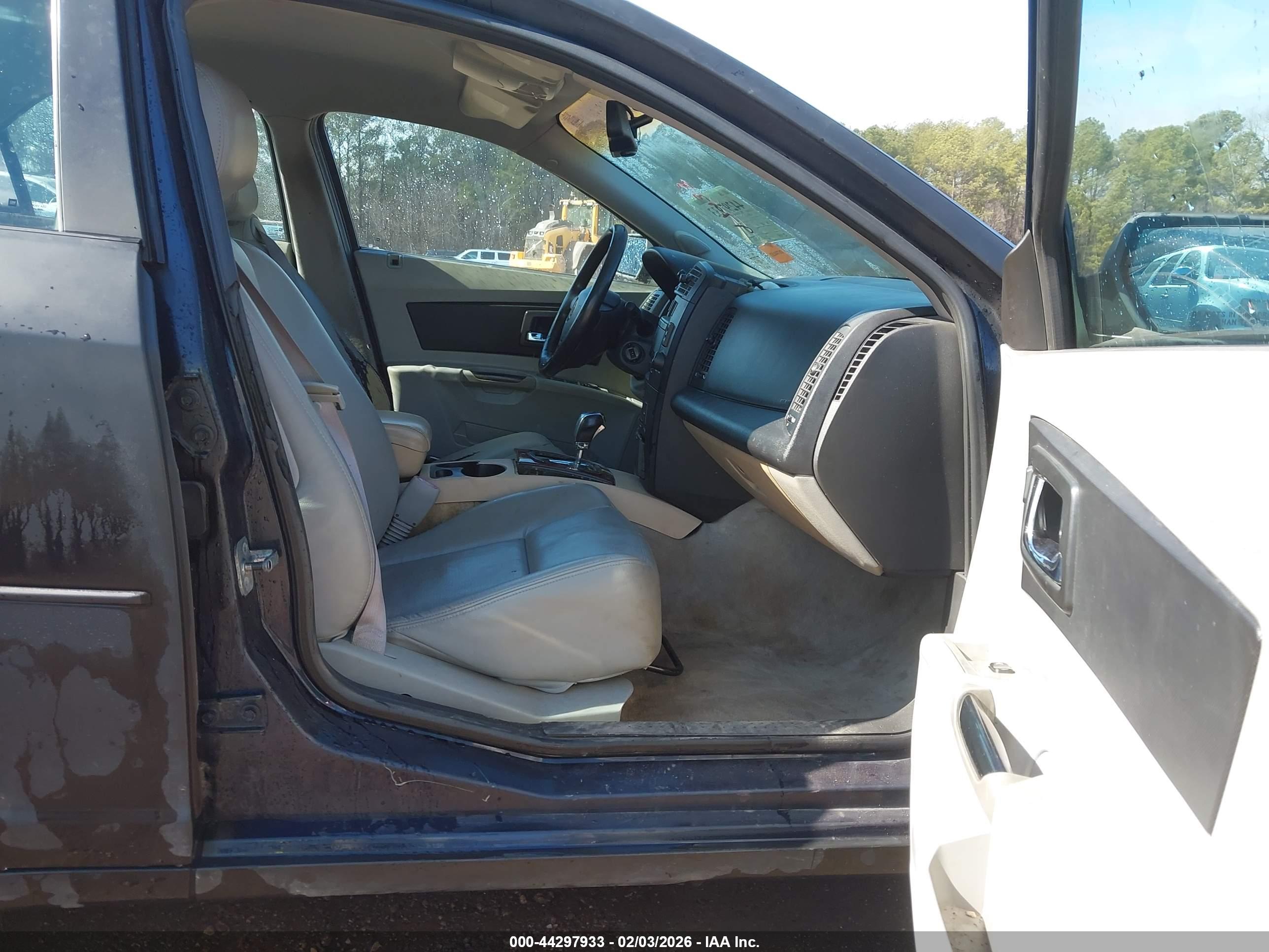 CADILLAC CTS image 5