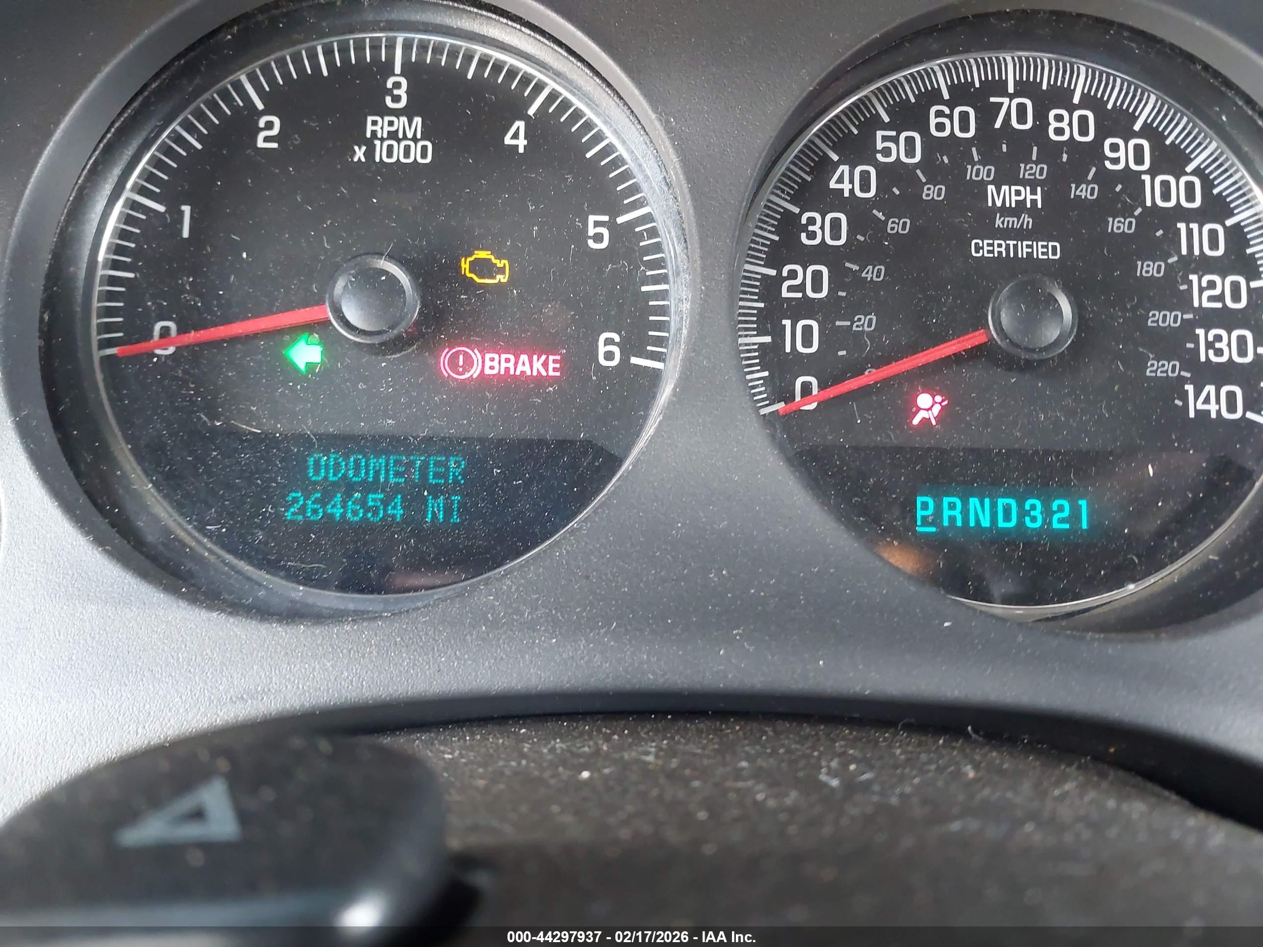 CHEVROLET TAHOE image 7
