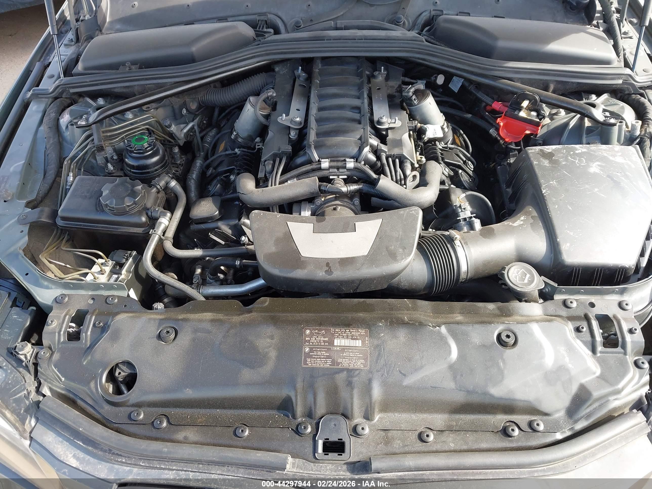 BMW 550I image 10
