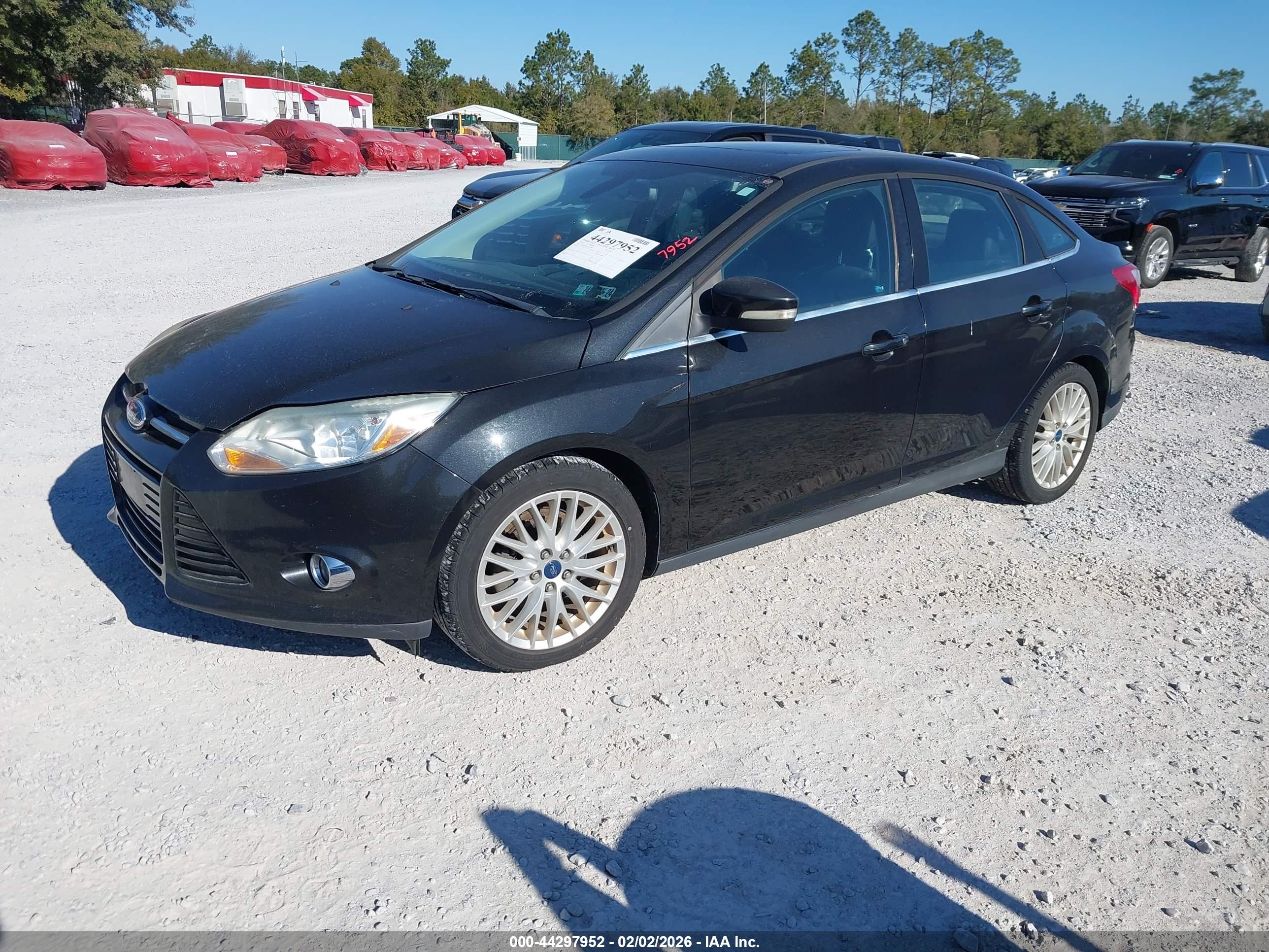 FORD FOCUS image 2