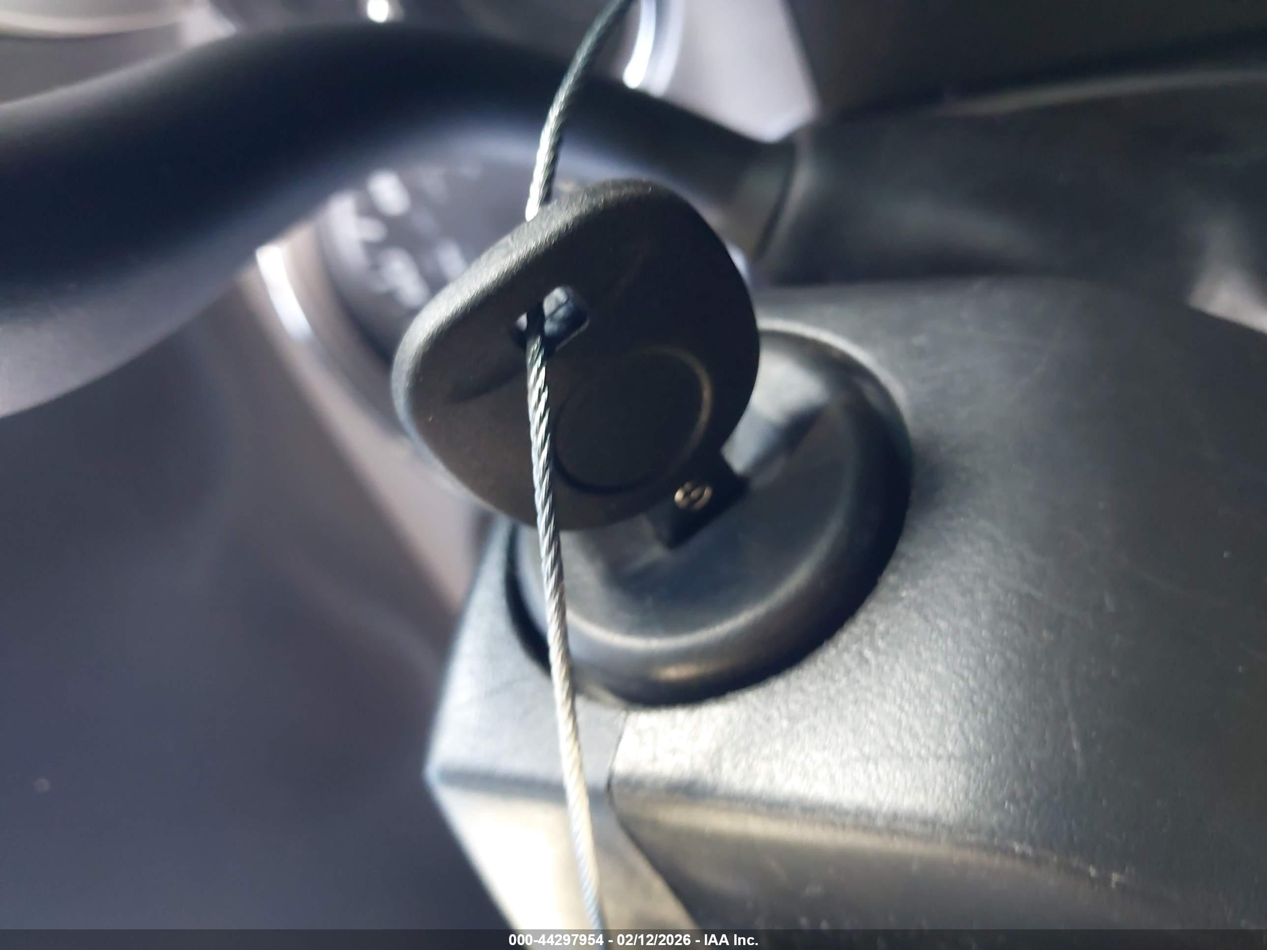 CHEVROLET SILVERADO image 11
