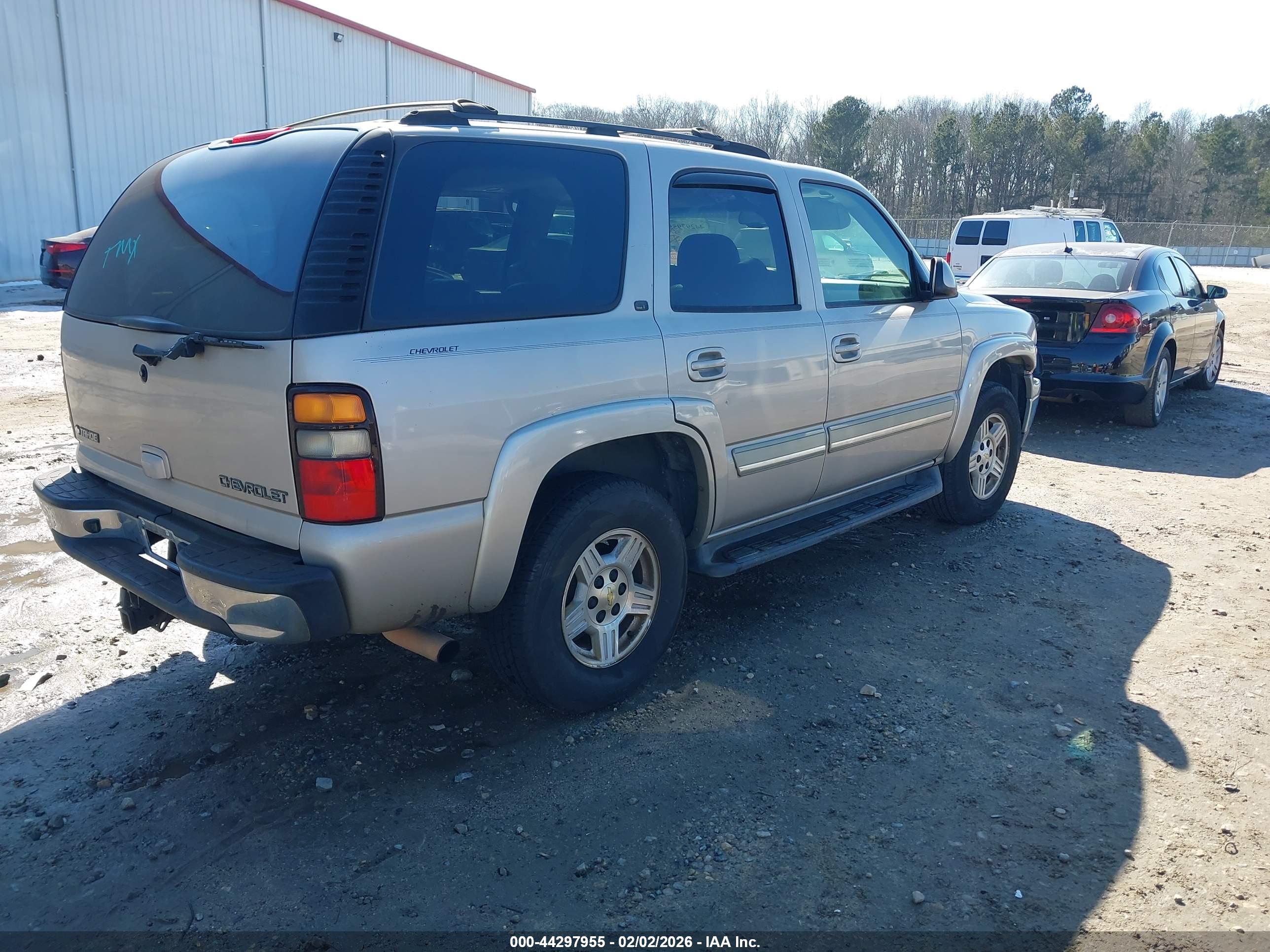 CHEVROLET TAHOE image 4
