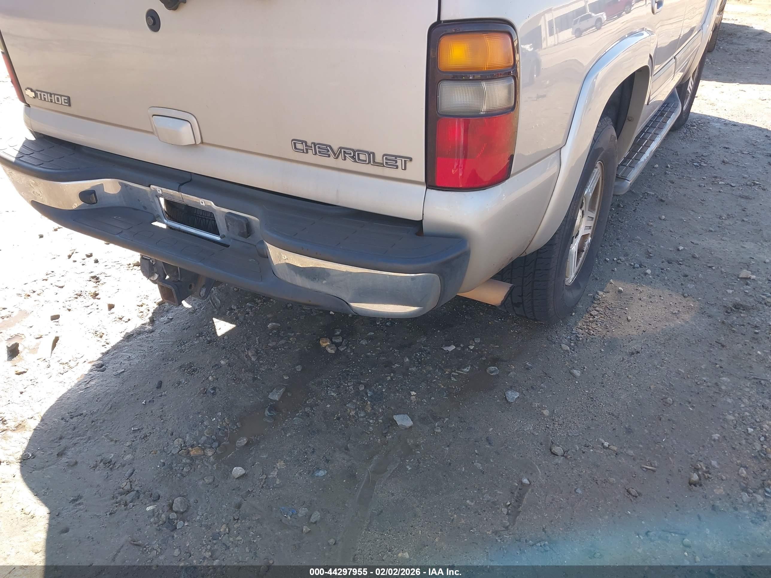 CHEVROLET TAHOE image 6
