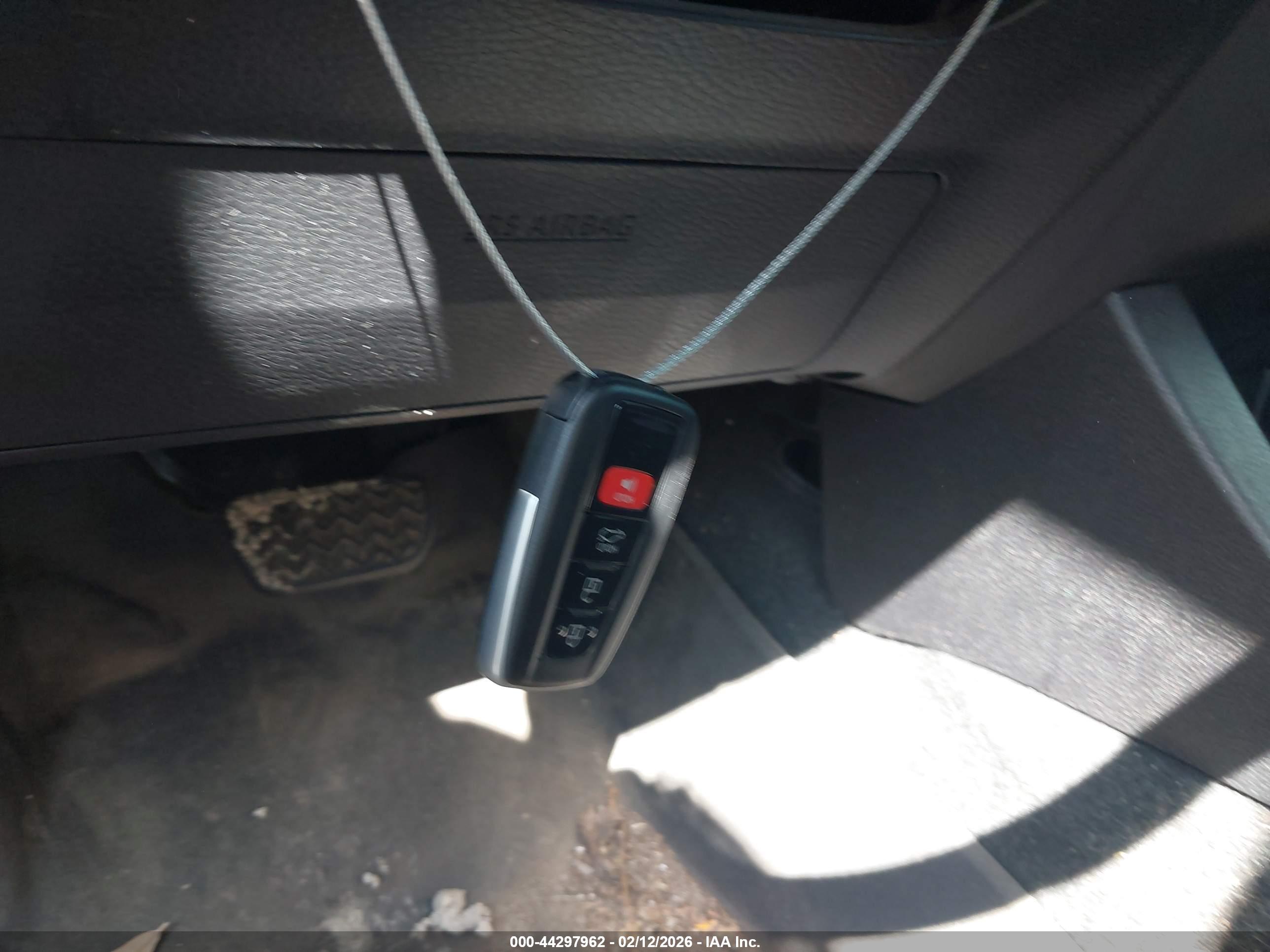 TOYOTA TACOMA image 11