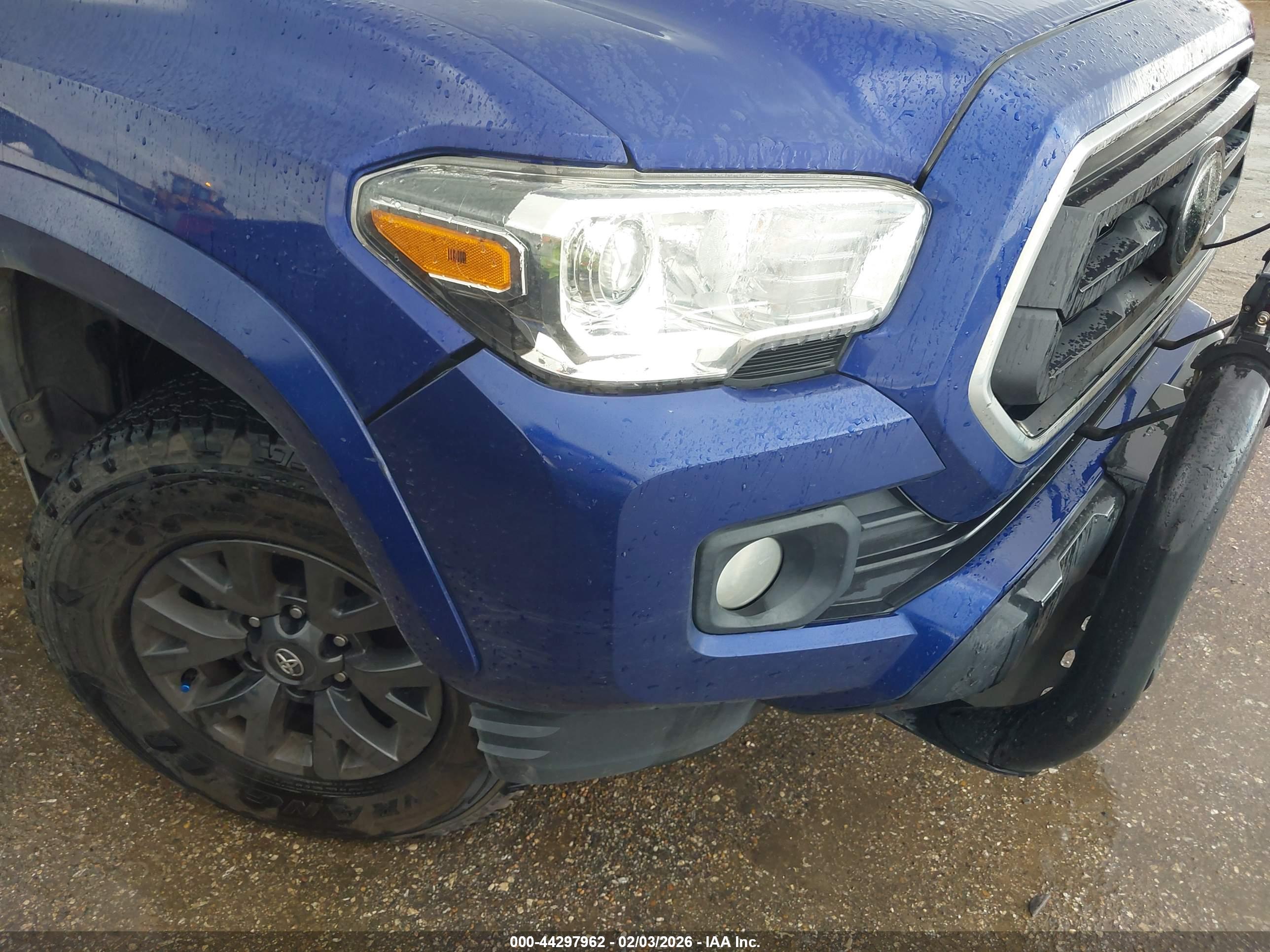 TOYOTA TACOMA image 6