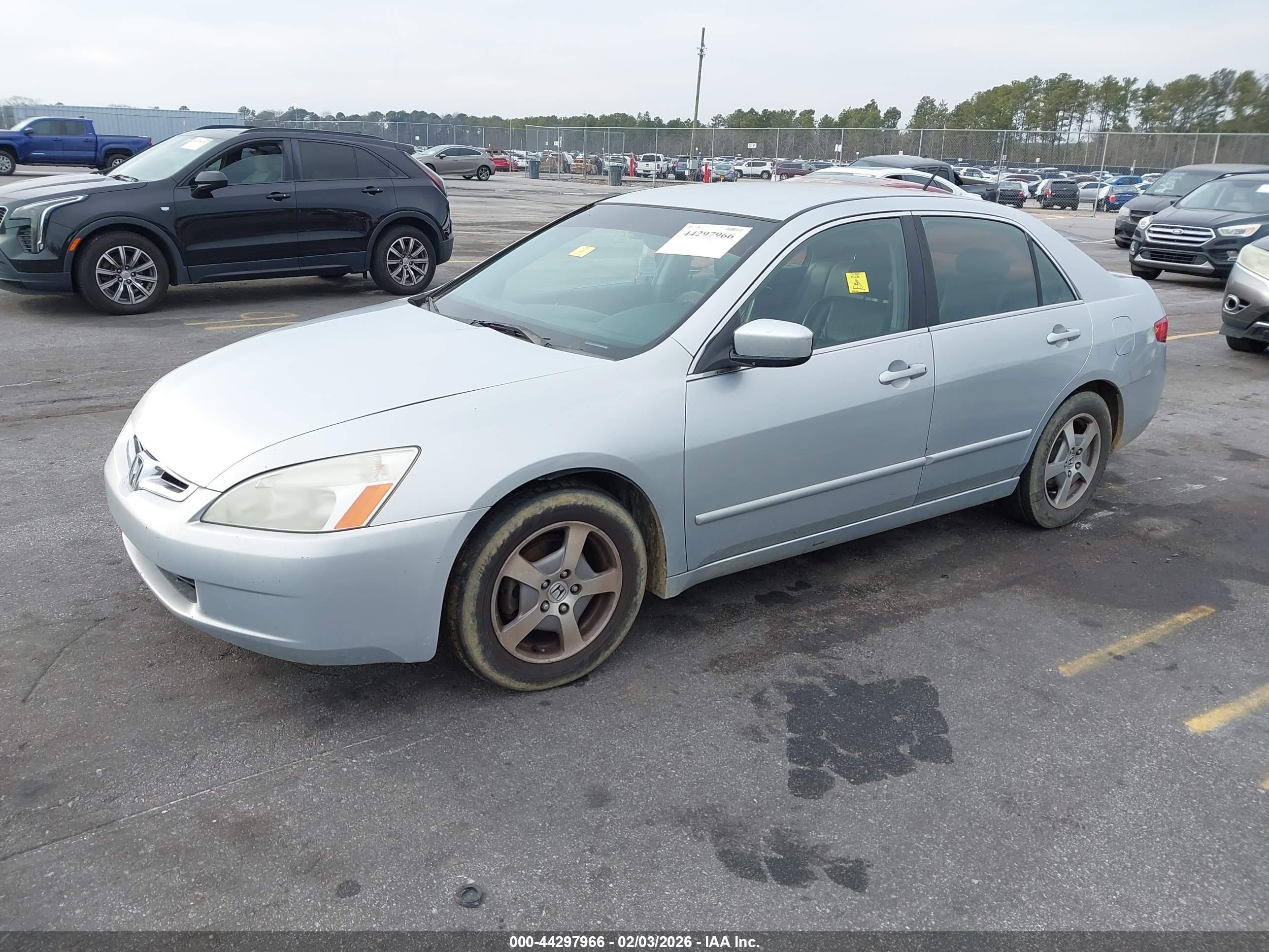 HONDA ACCORD image 2