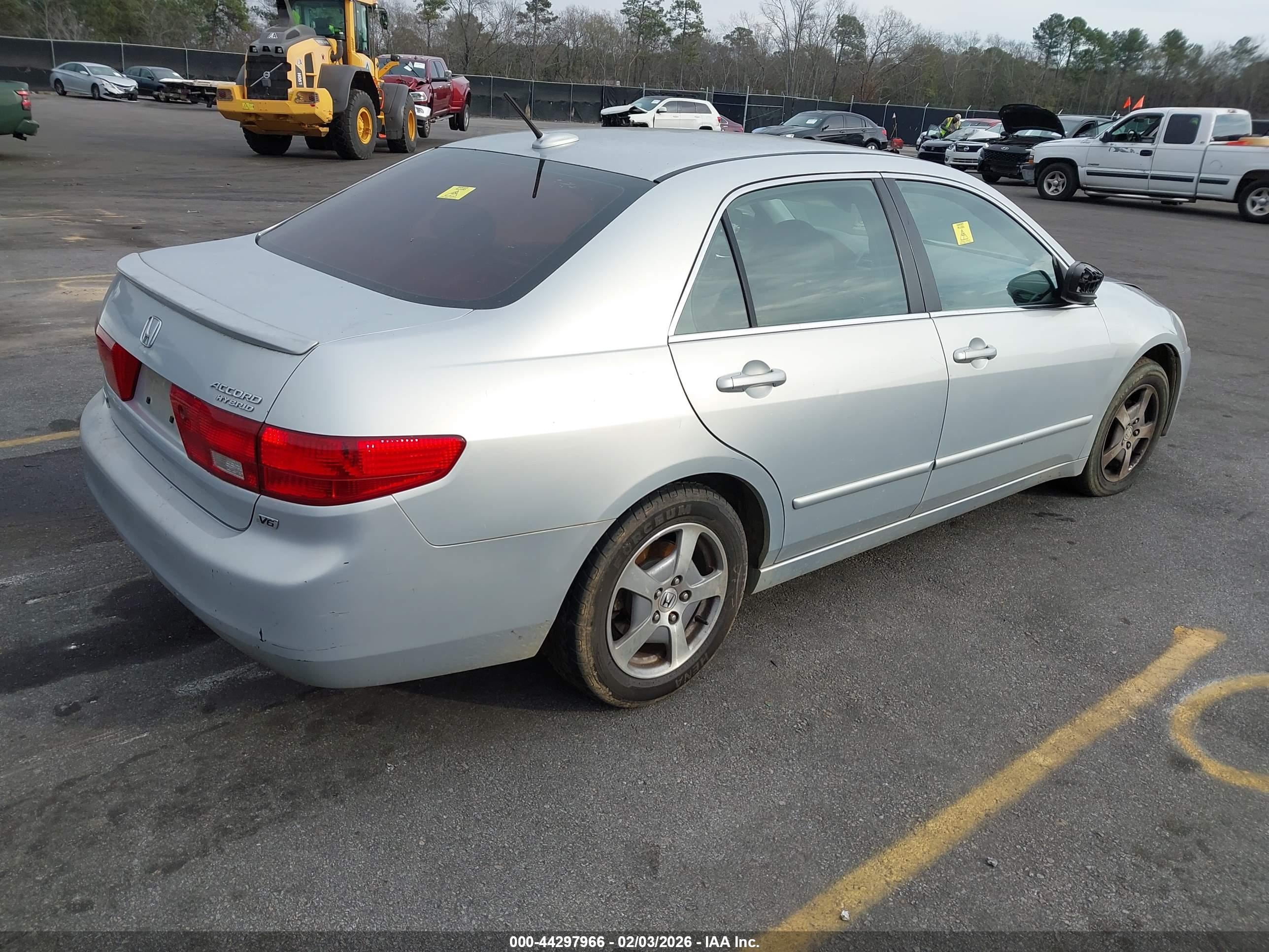 HONDA ACCORD image 4