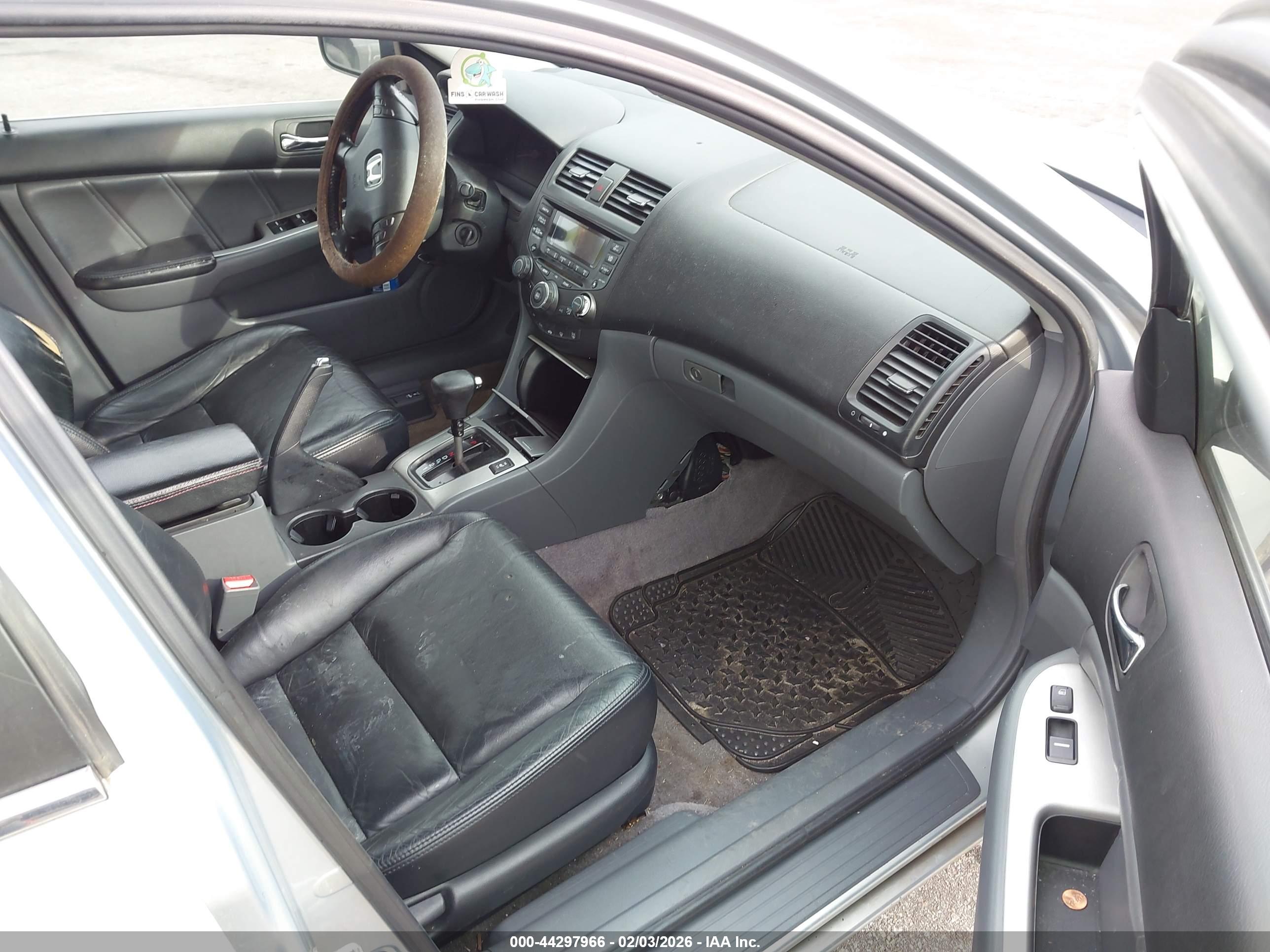 HONDA ACCORD image 5