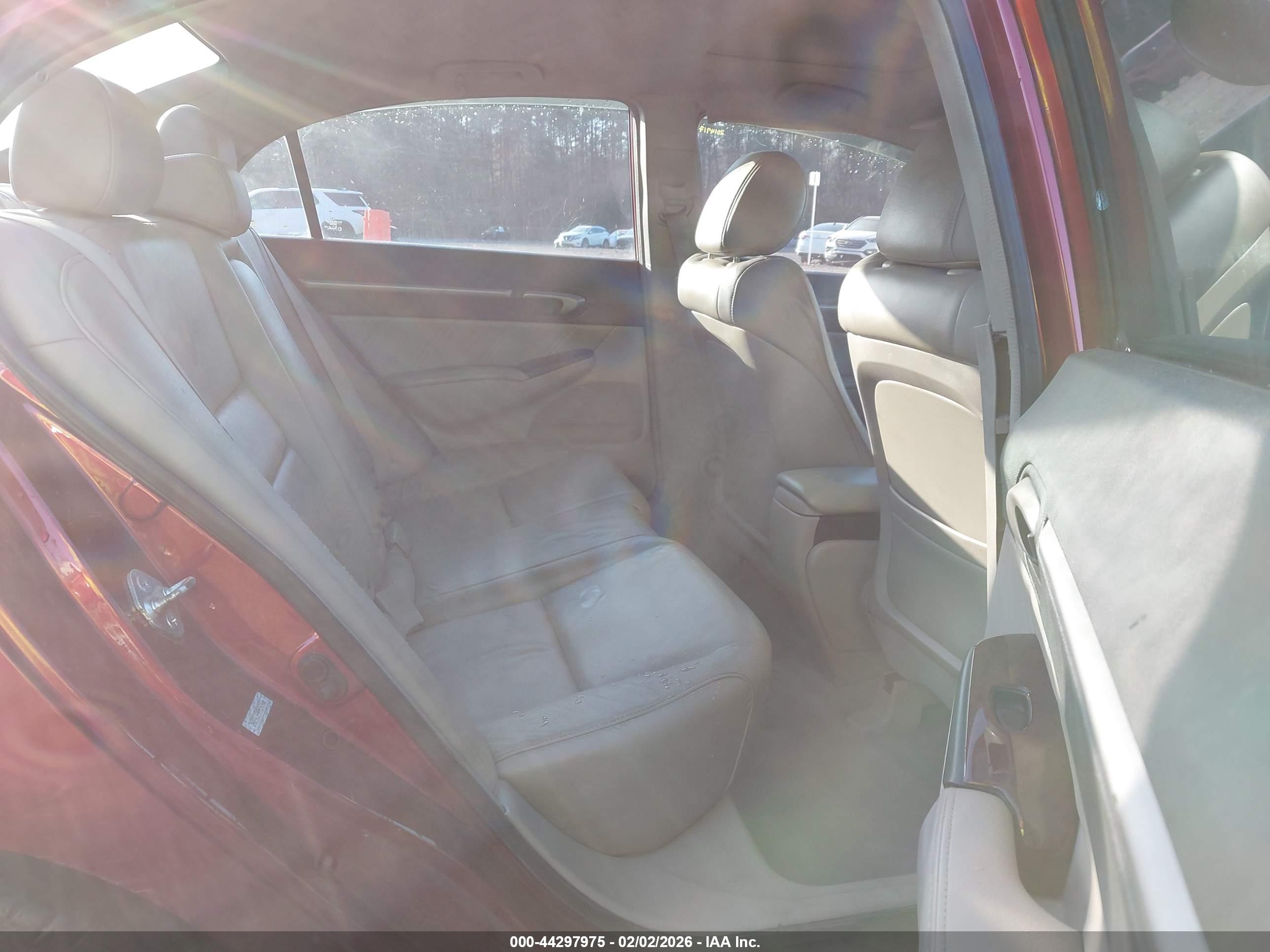HONDA CIVIC image 8