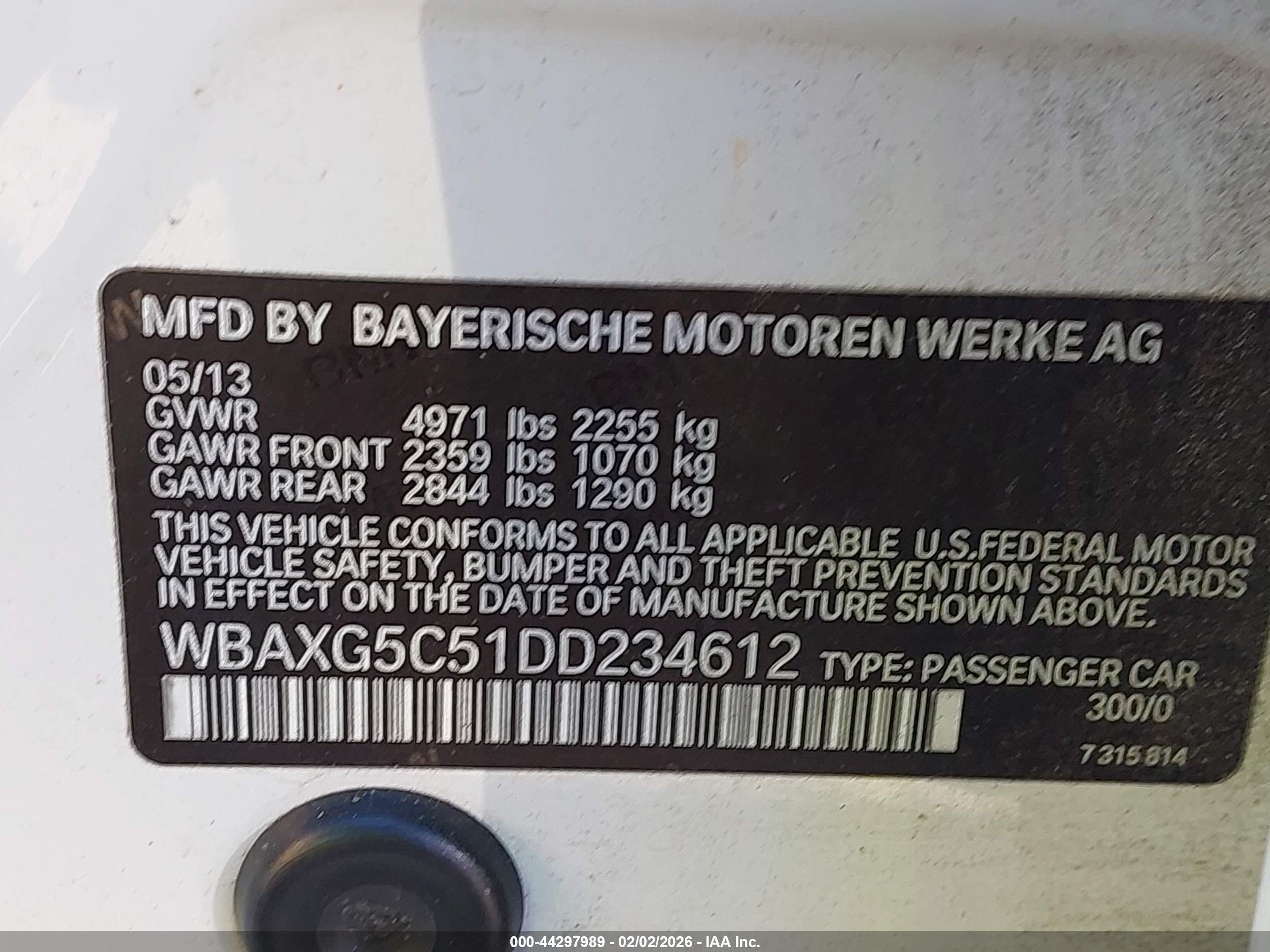 BMW 528I image 9