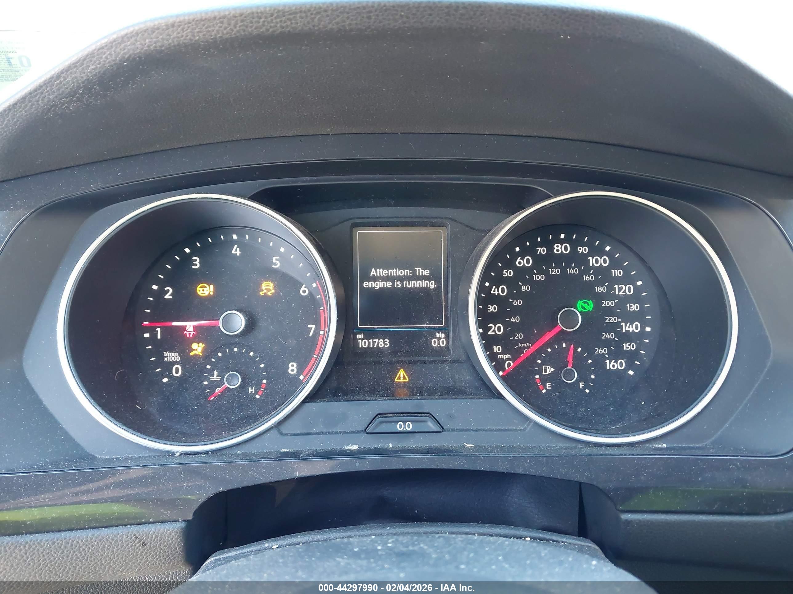 VOLKSWAGEN TIGUAN image 7