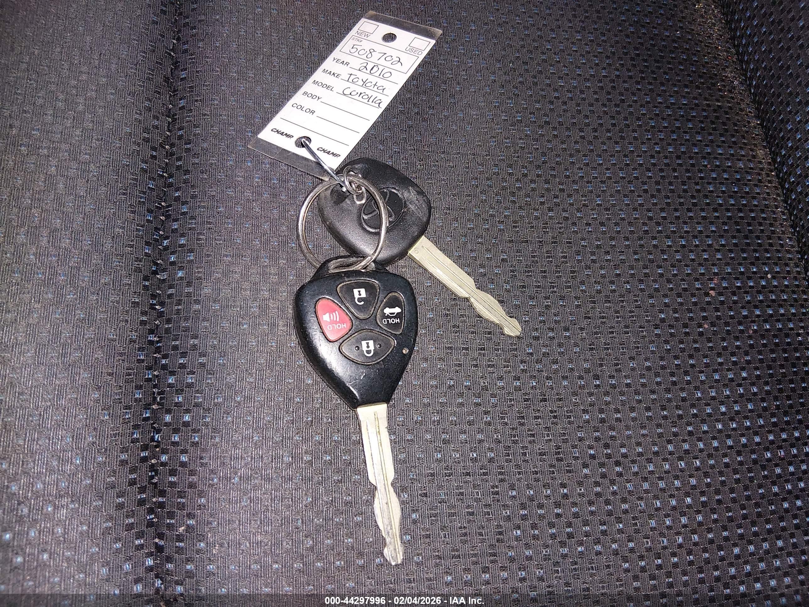 TOYOTA COROLLA image 11