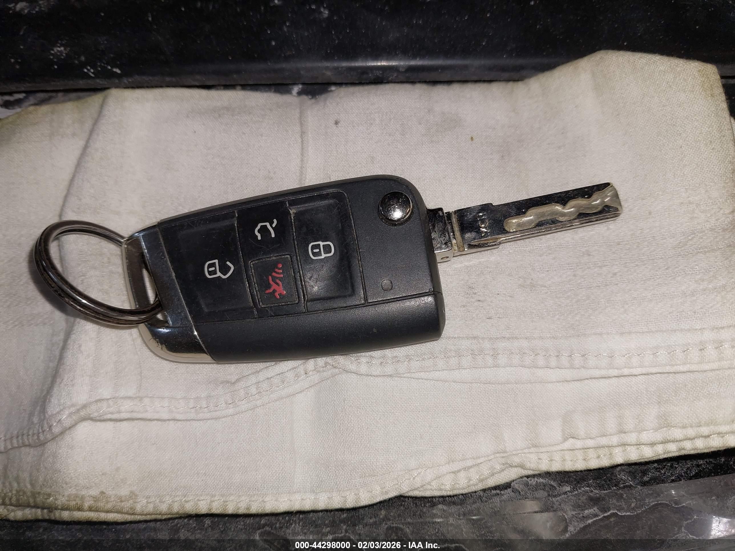 VOLKSWAGEN GOLF image 11
