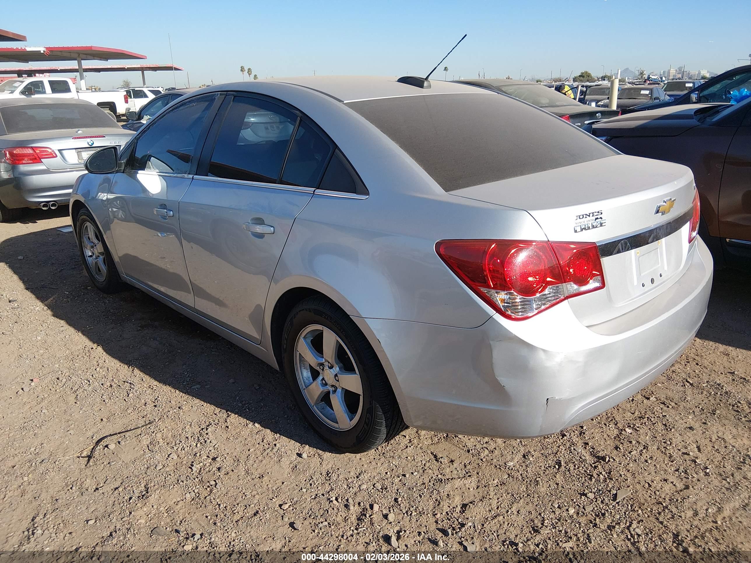 CHEVROLET CRUZE image 3