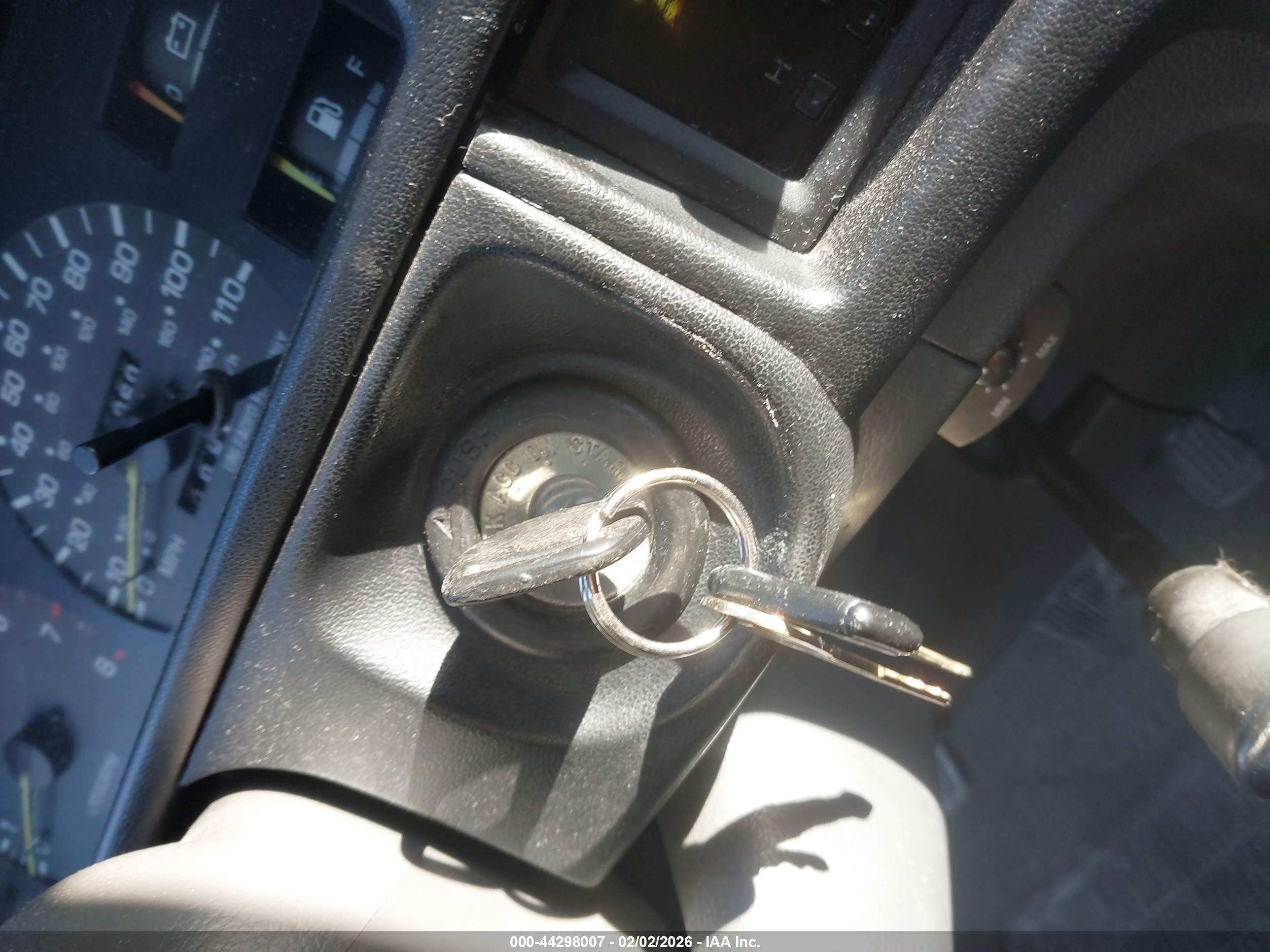 TOYOTA PICKUP image 11