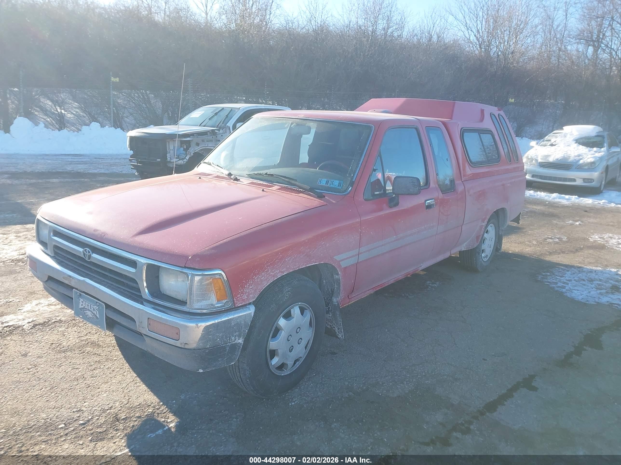 TOYOTA PICKUP image 2