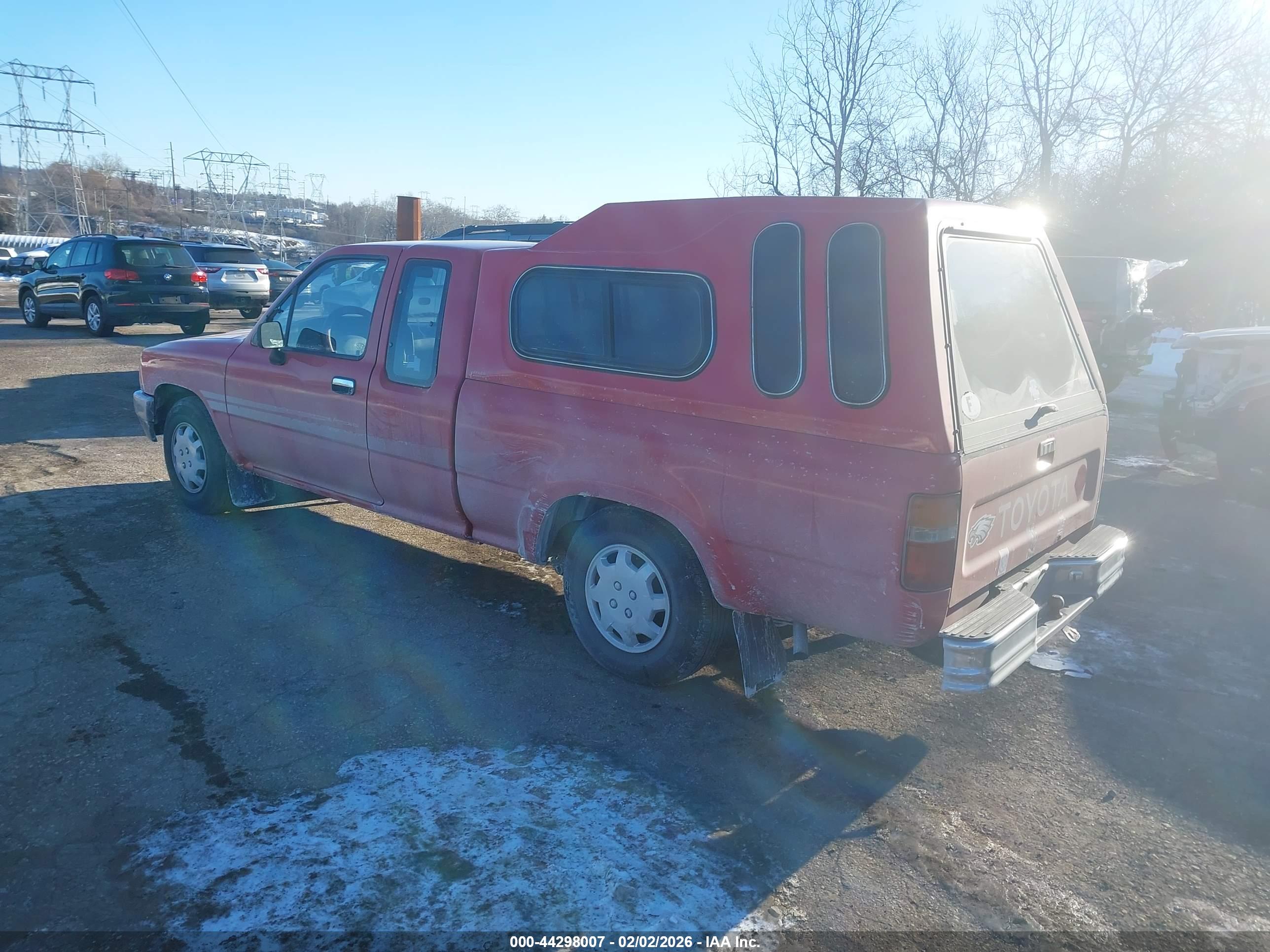 TOYOTA PICKUP image 3