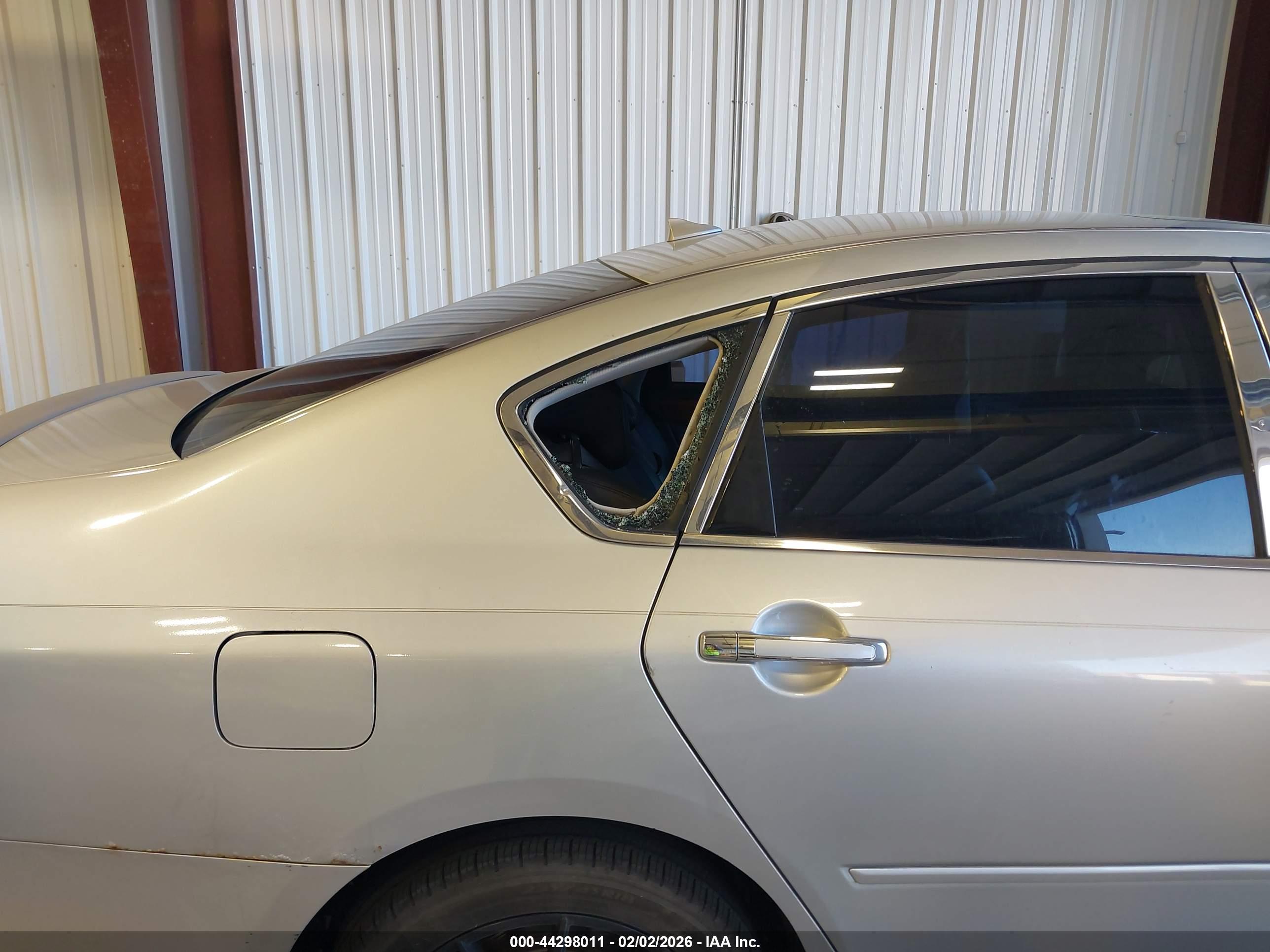 INFINITI M35X image 6