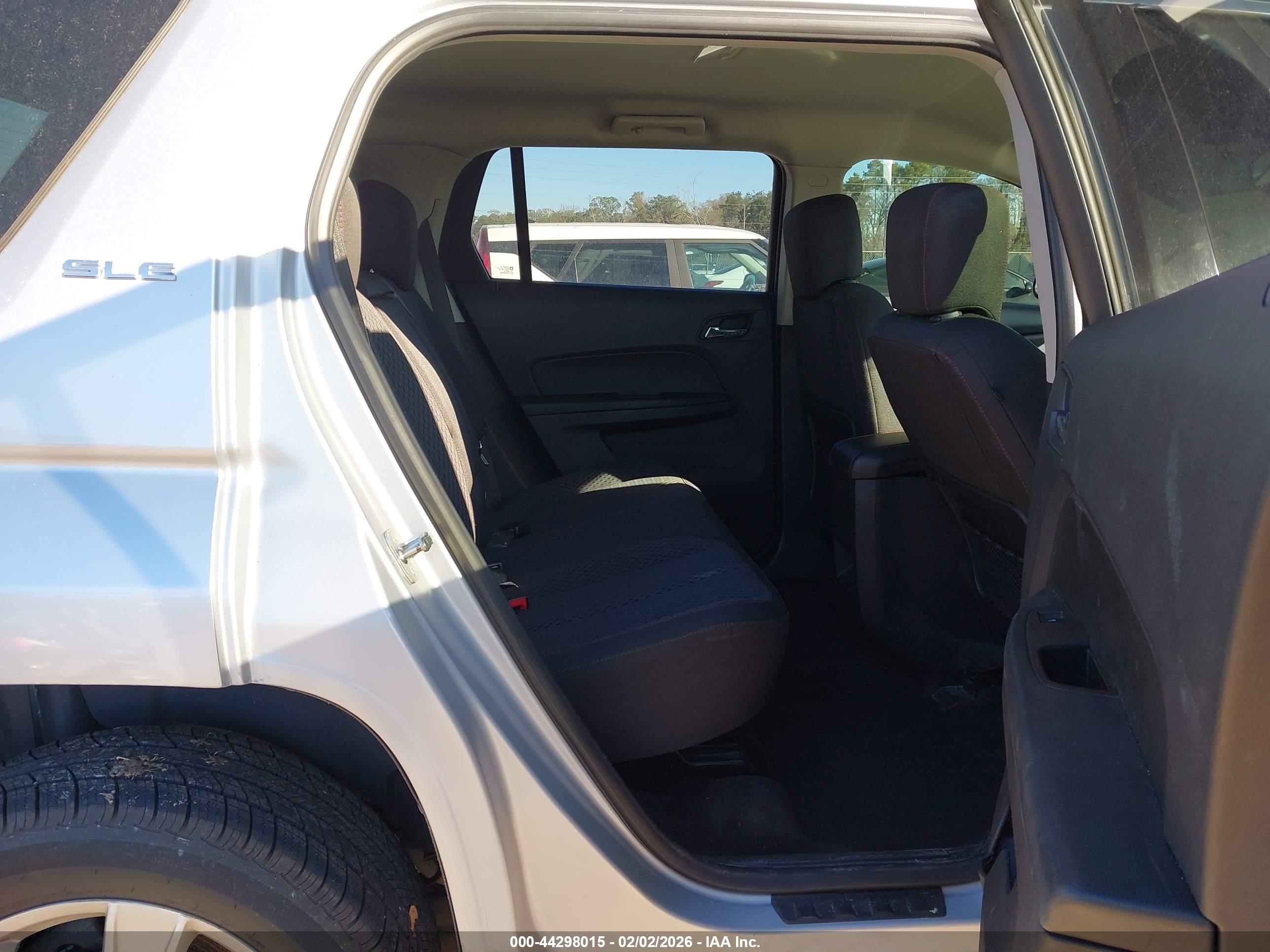 GMC TERRAIN image 8
