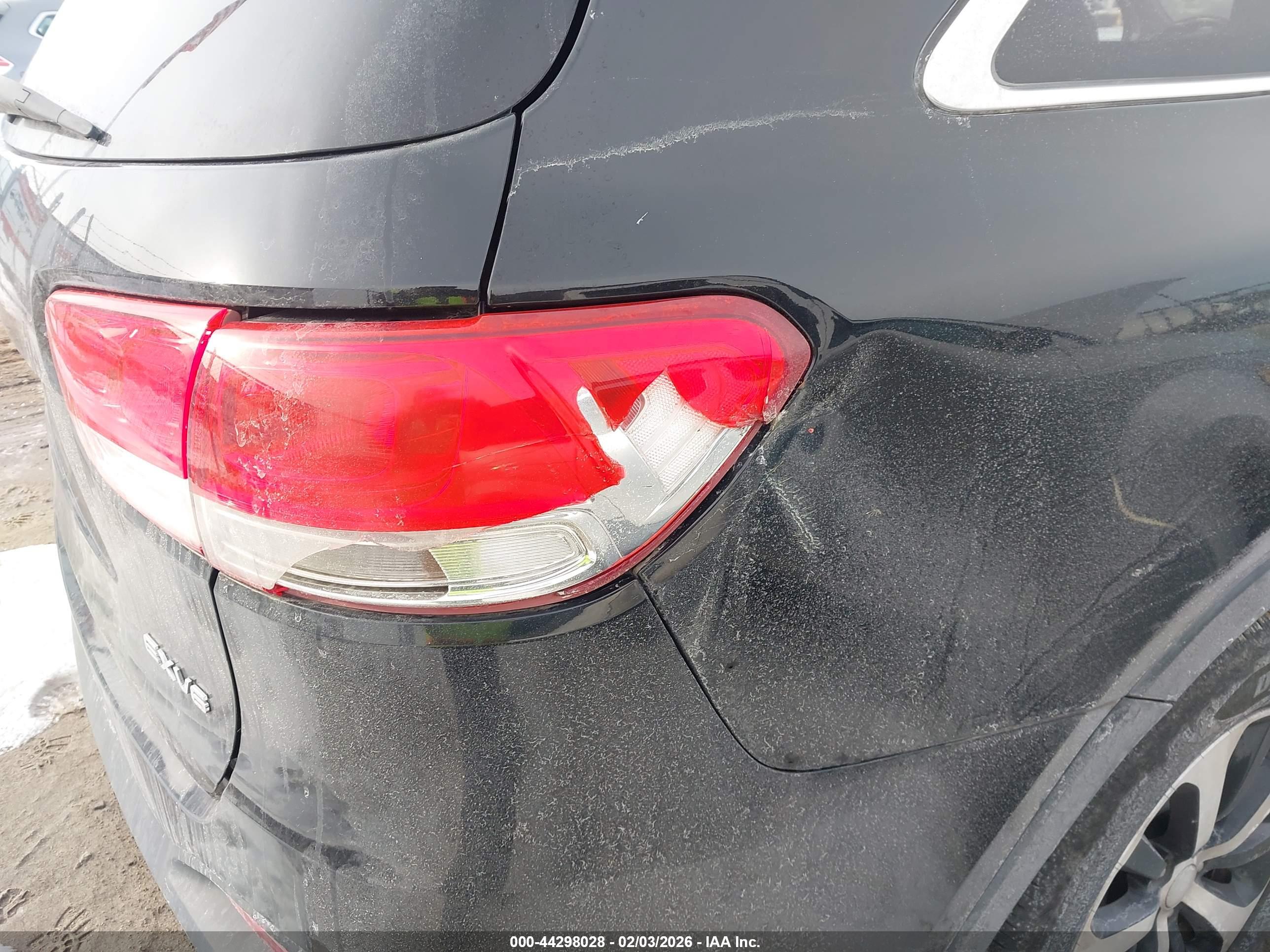 KIA SORENTO image 6
