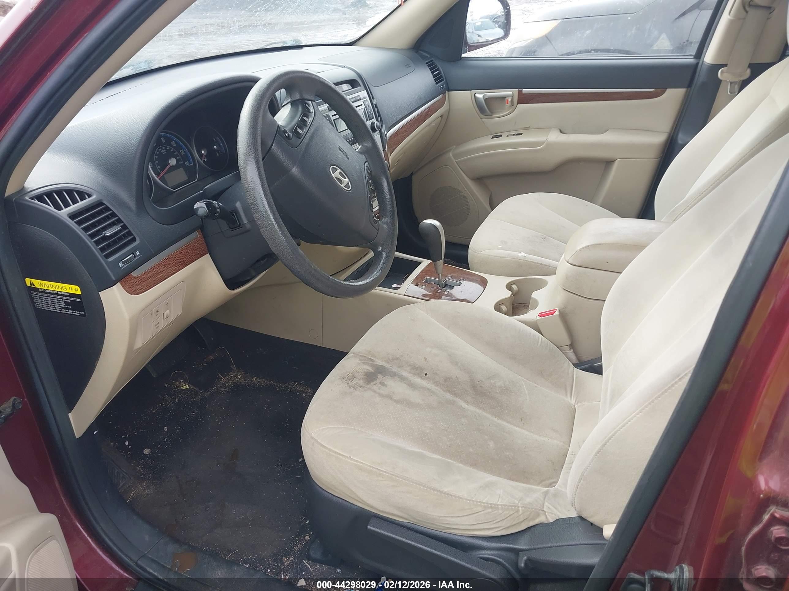 HYUNDAI SANTA image 5