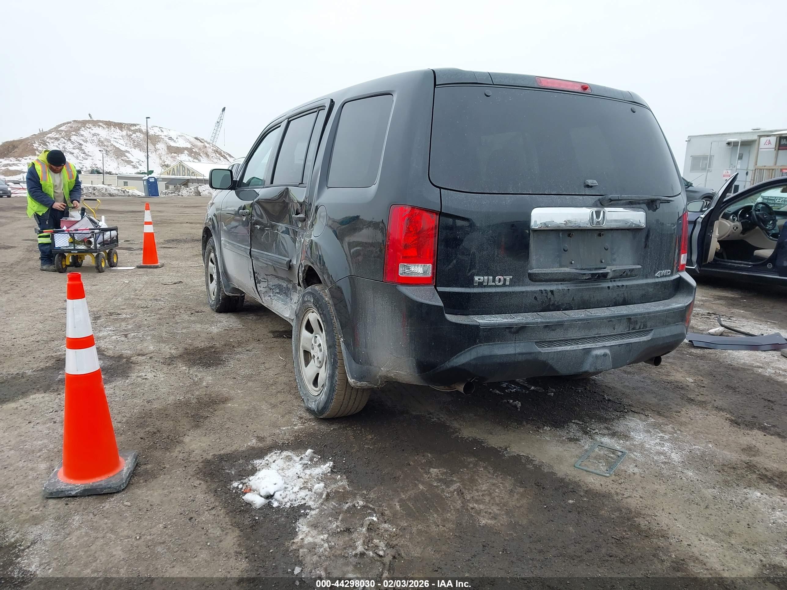 HONDA PILOT image 3
