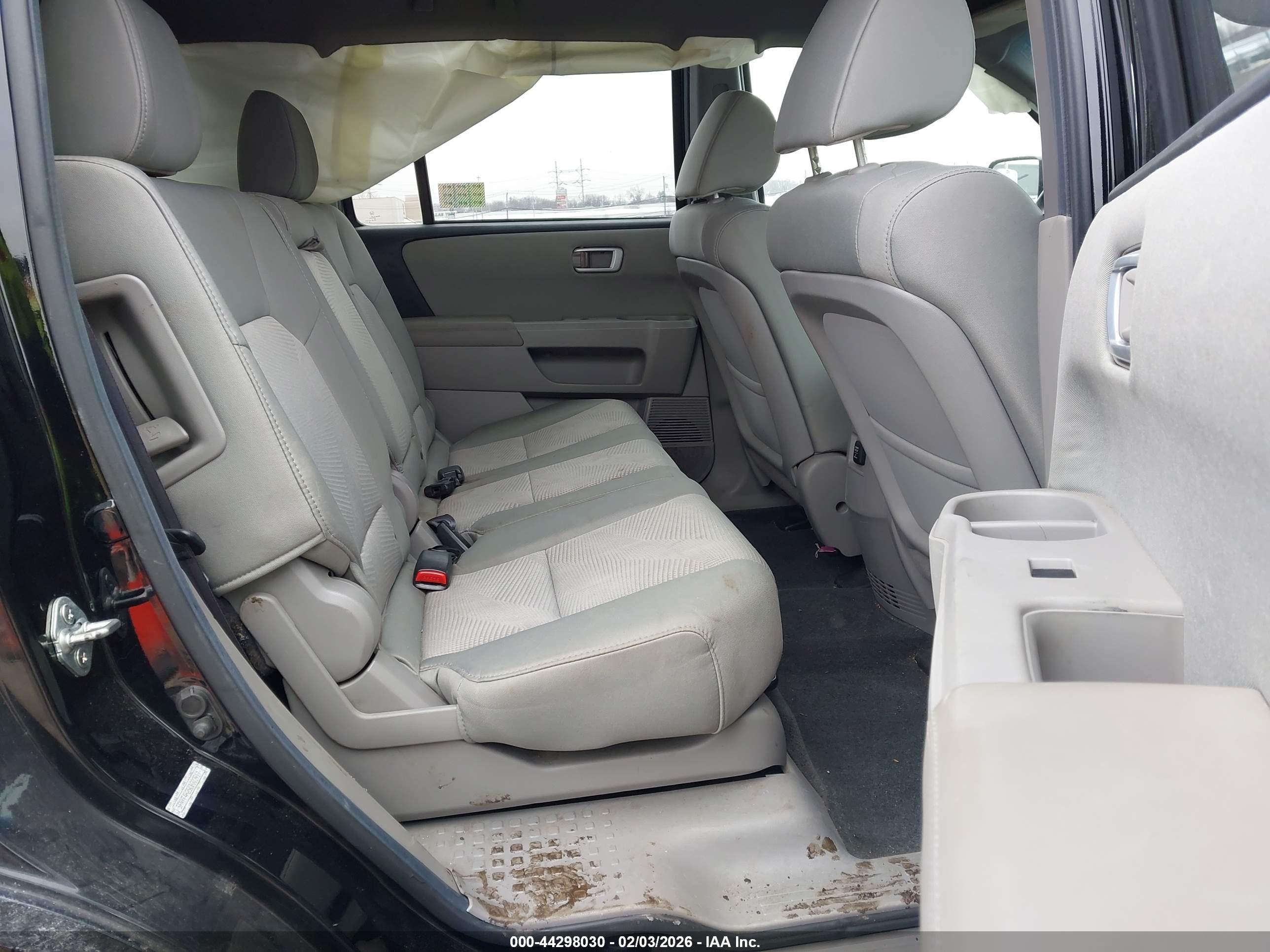 HONDA PILOT image 8