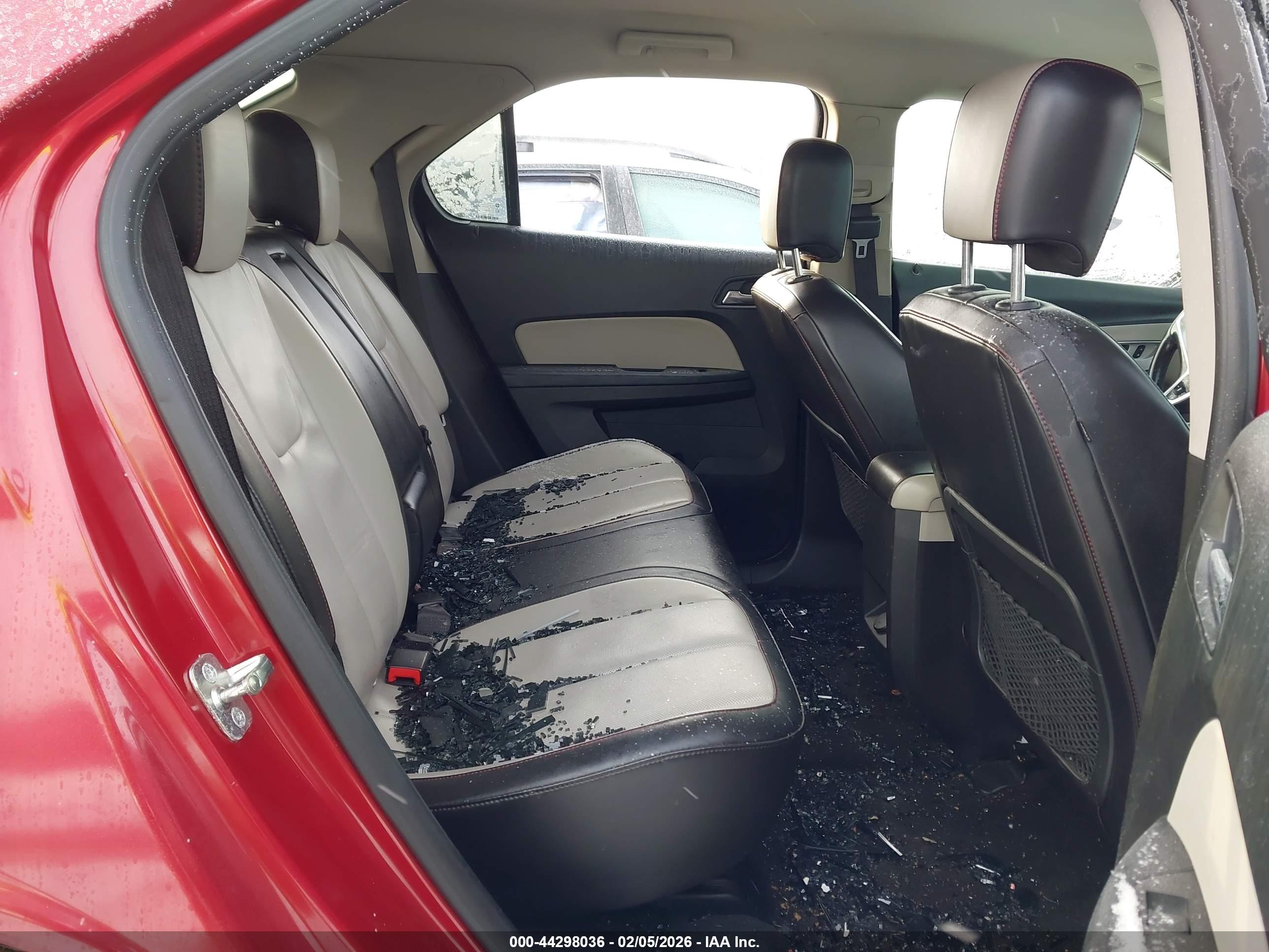 CHEVROLET EQUINOX image 8