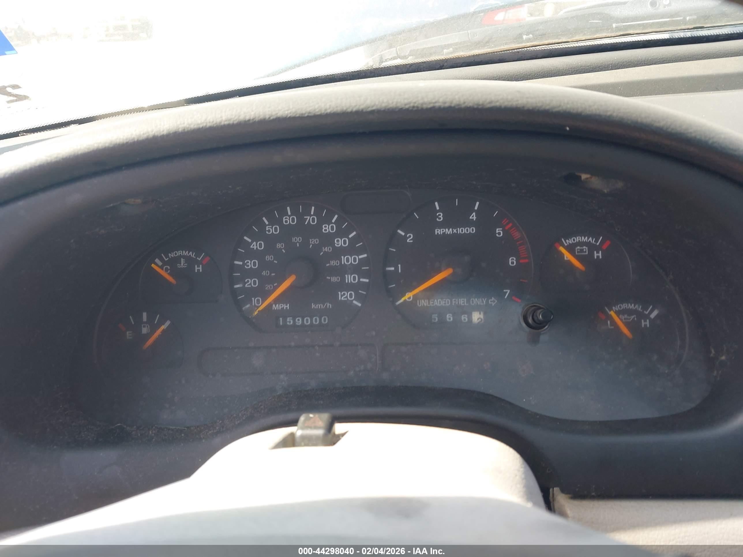 FORD MUSTANG image 7