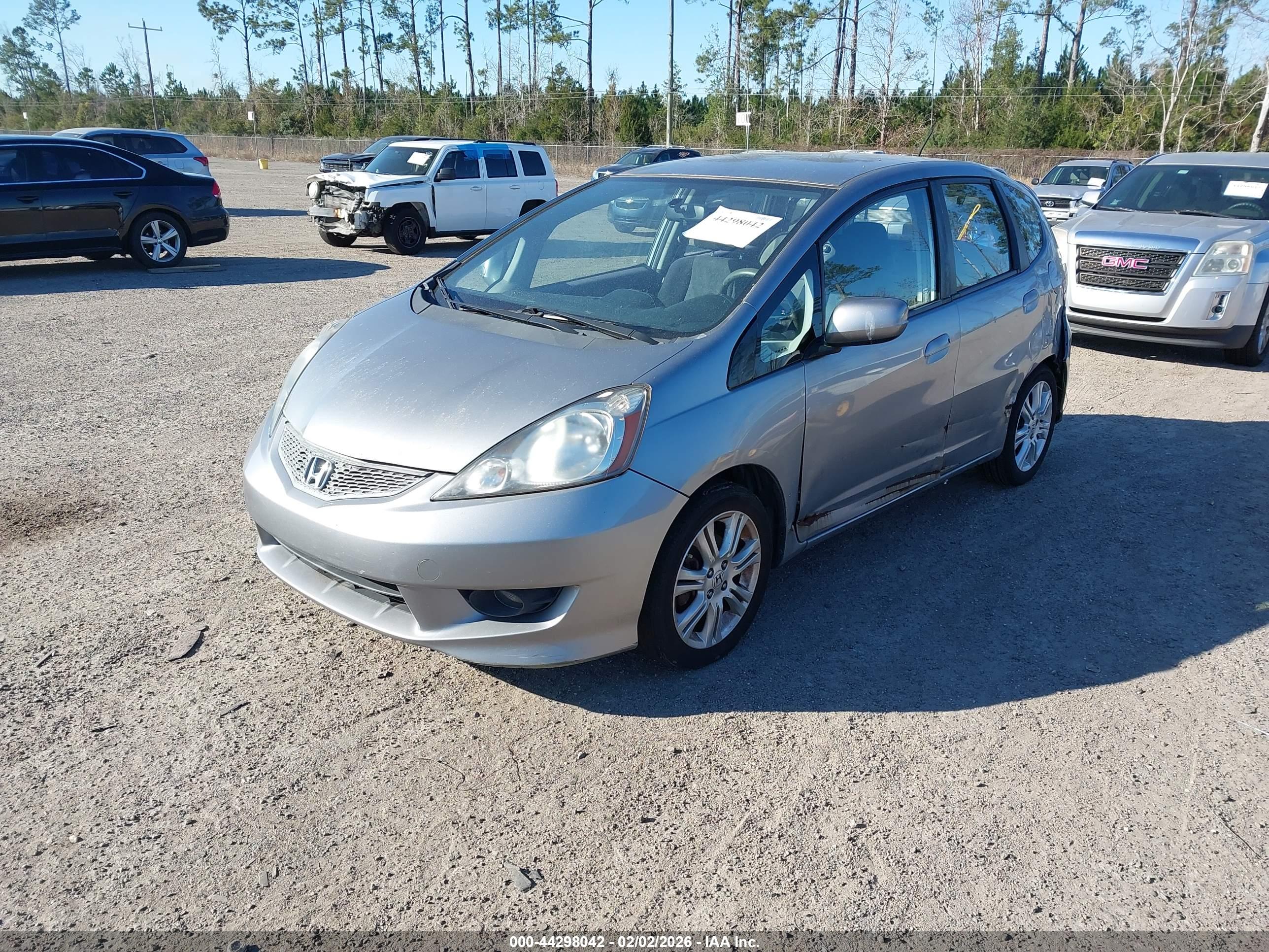 HONDA FIT image 2
