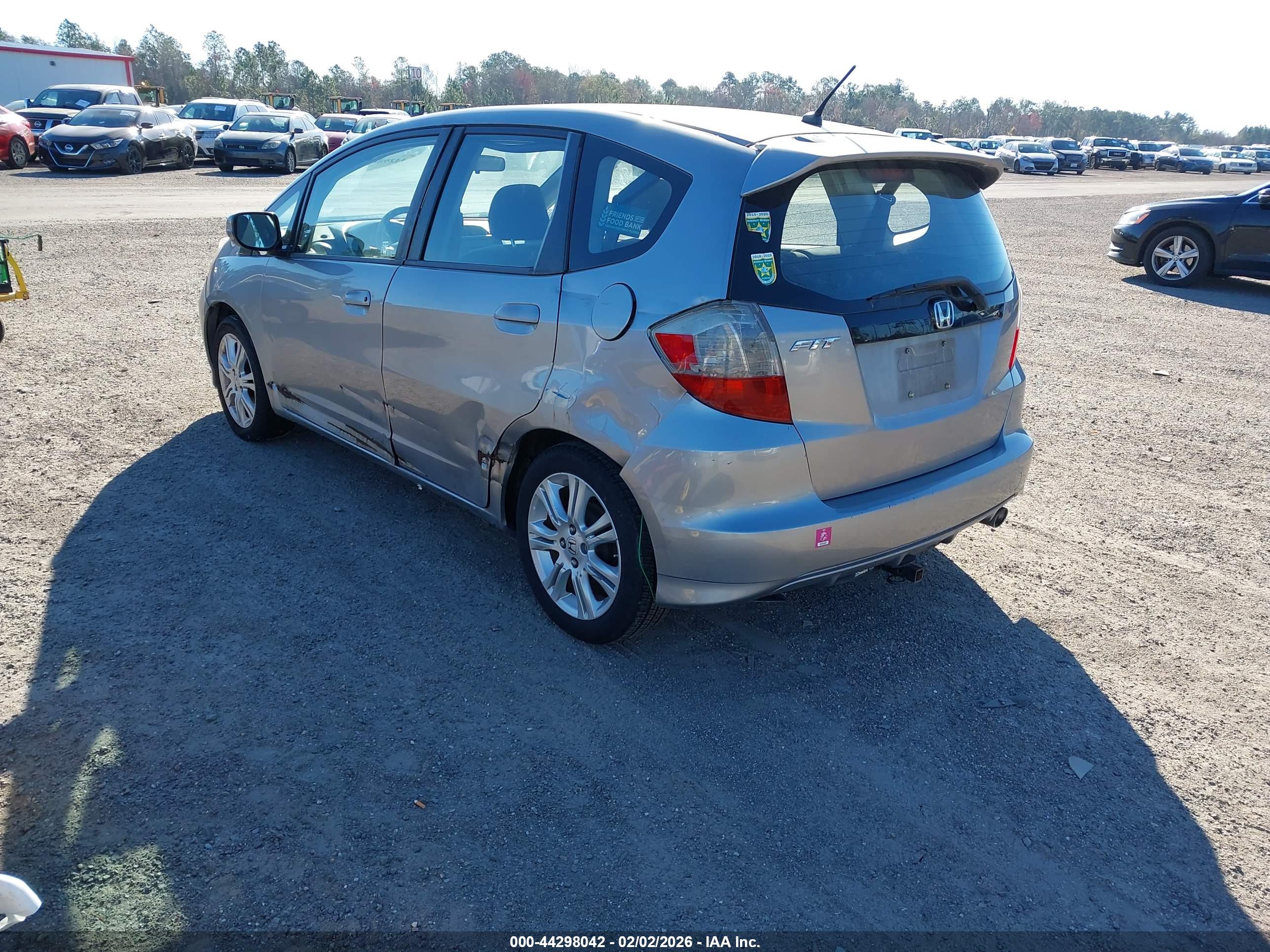 HONDA FIT image 3