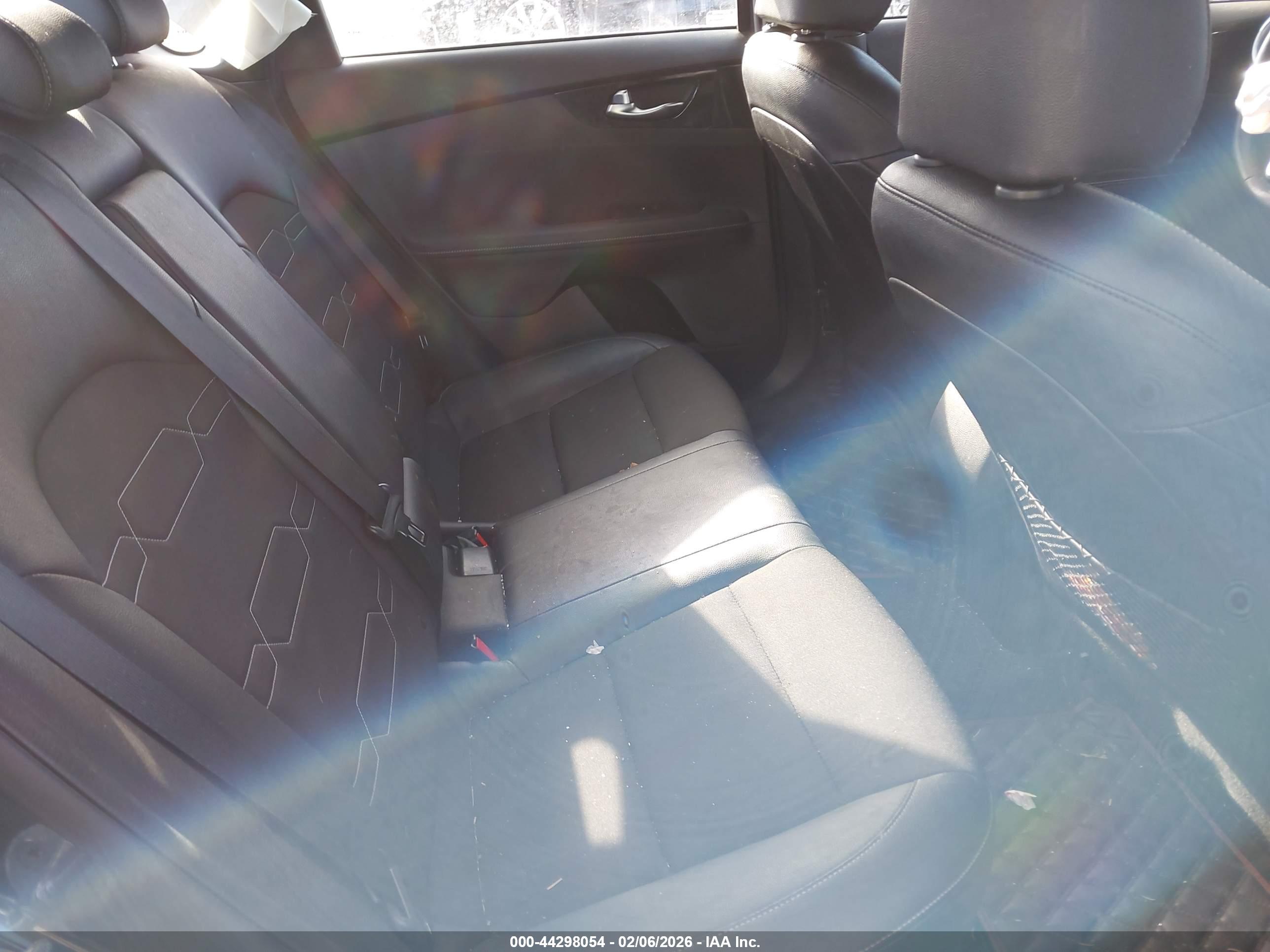 KIA FORTE image 8