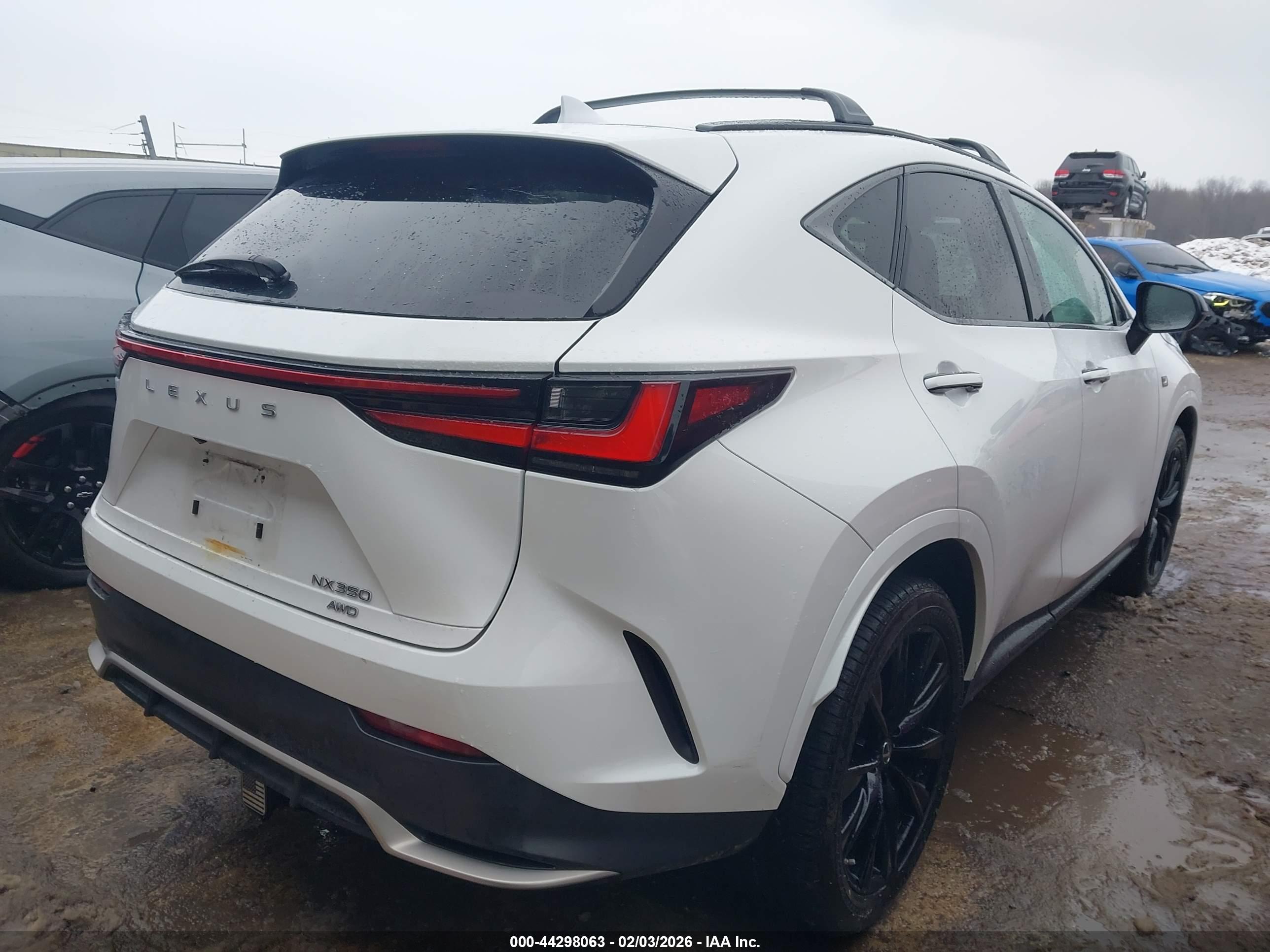 LEXUS NX image 4