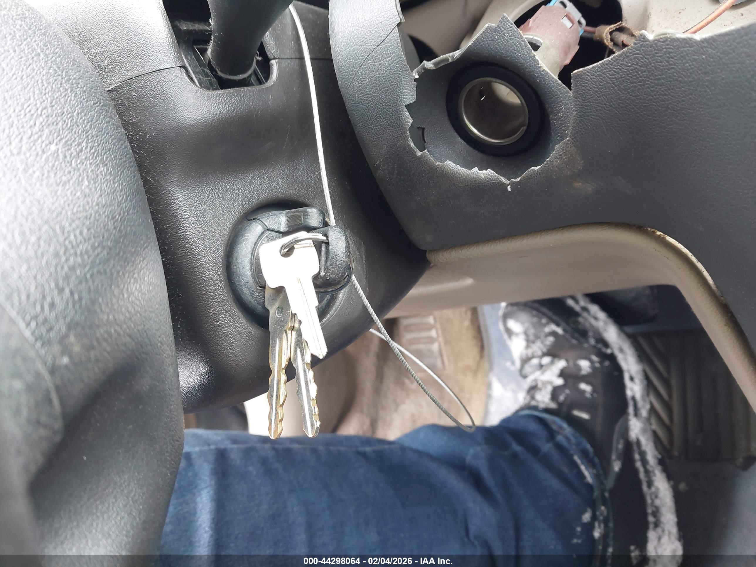 CHEVROLET CAVALIER image 11