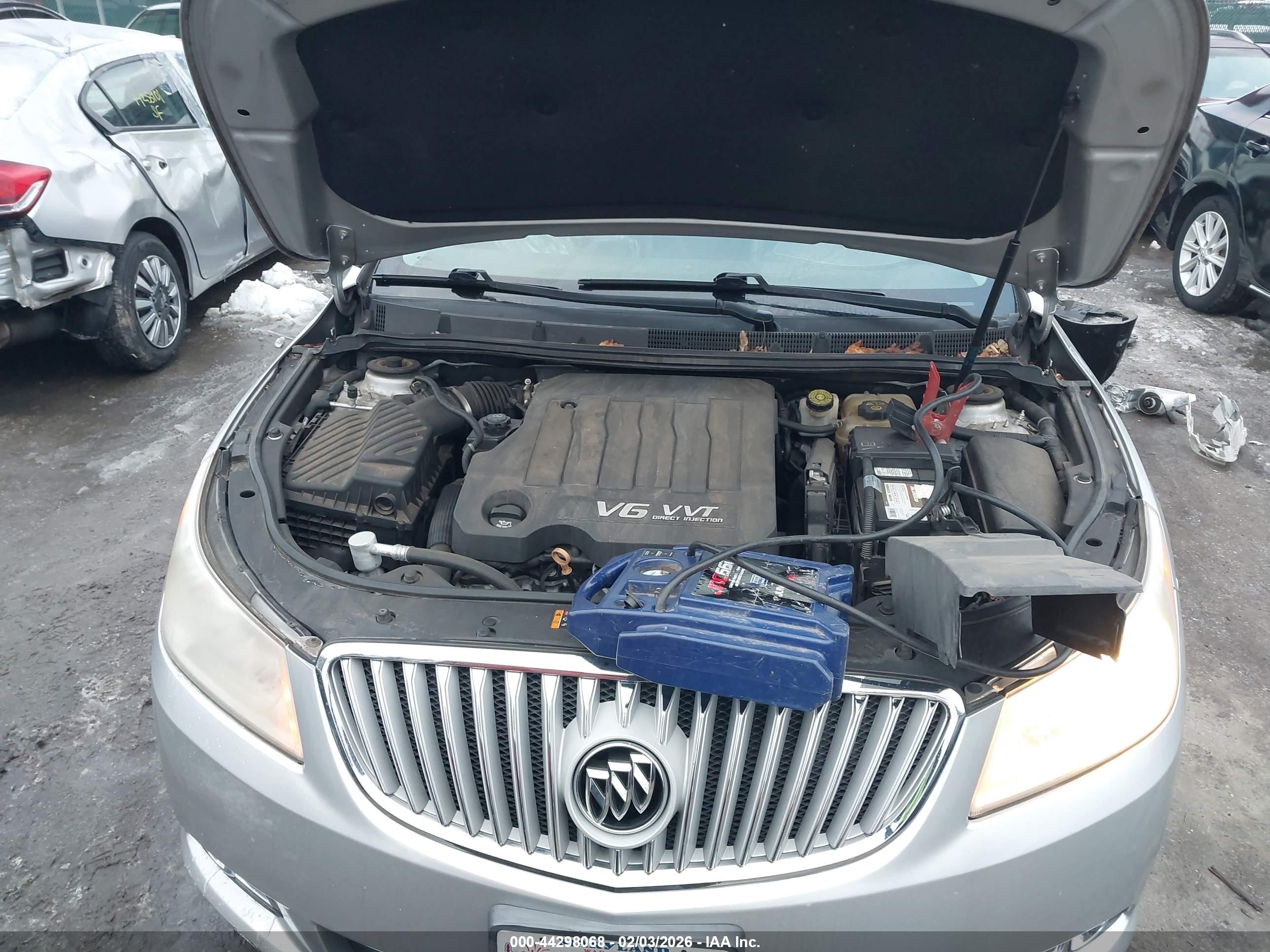 BUICK LACROSSE image 10