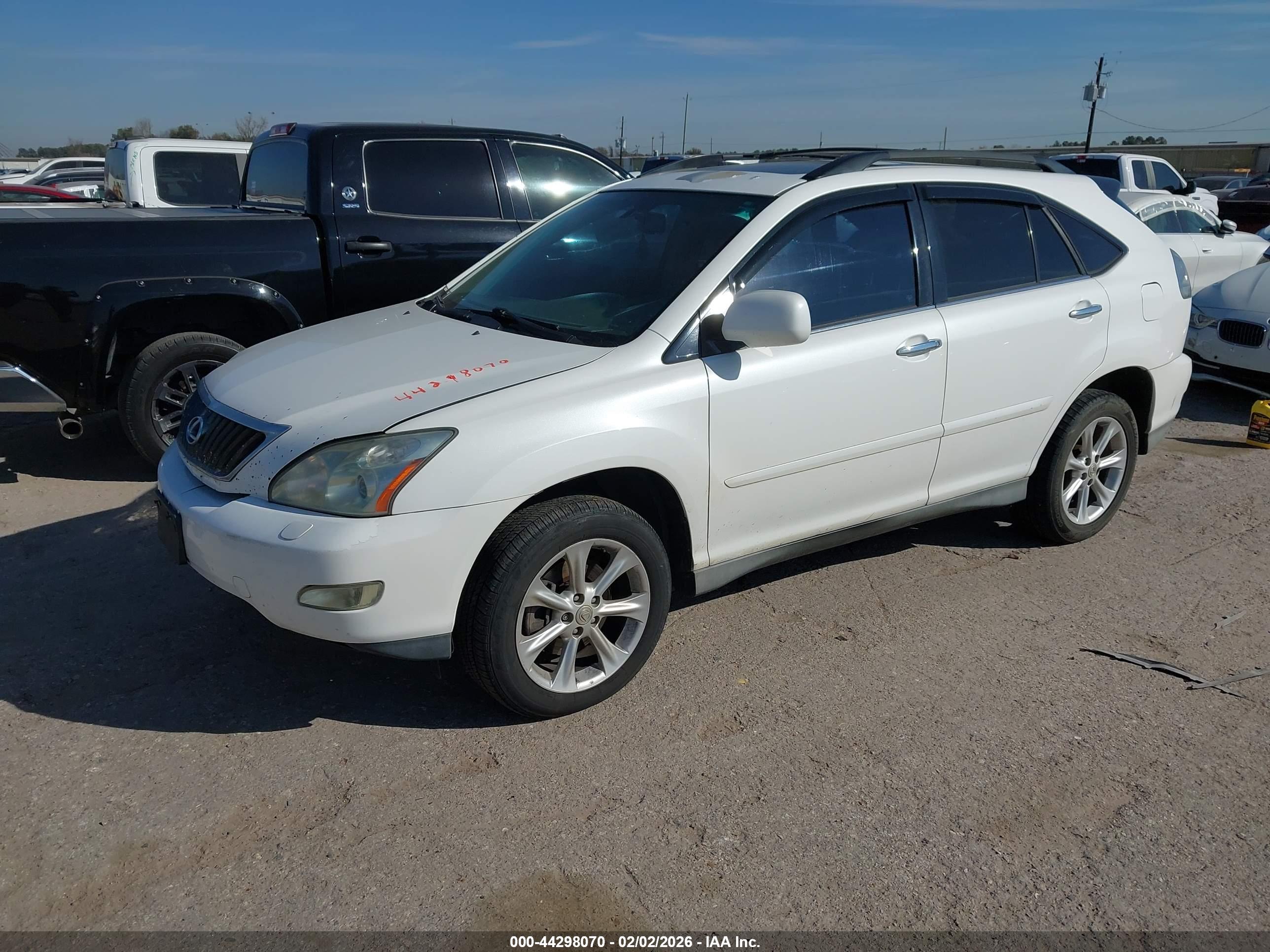 LEXUS RX image 2