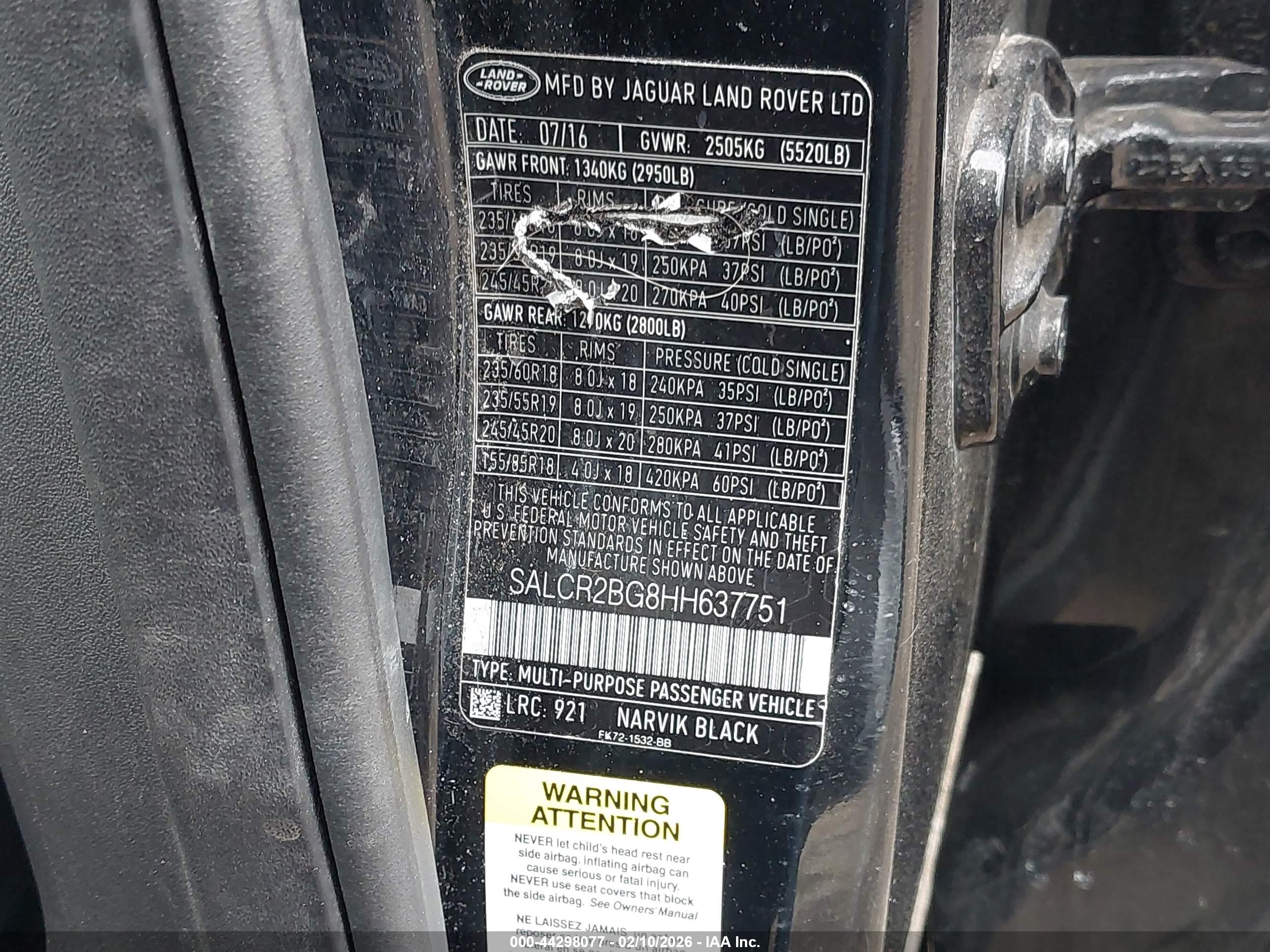 LAND ROVER image 9