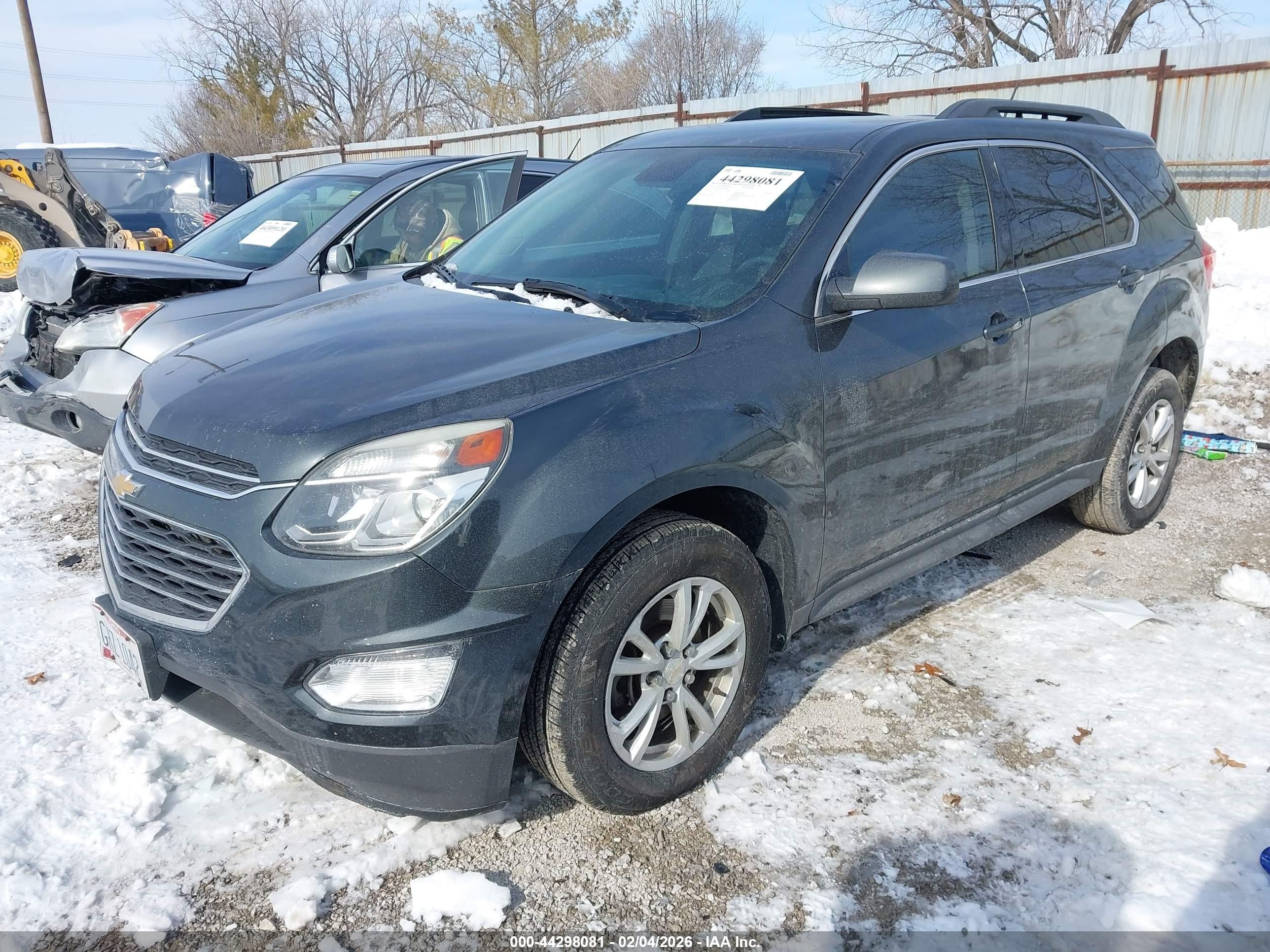 CHEVROLET EQUINOX image 2