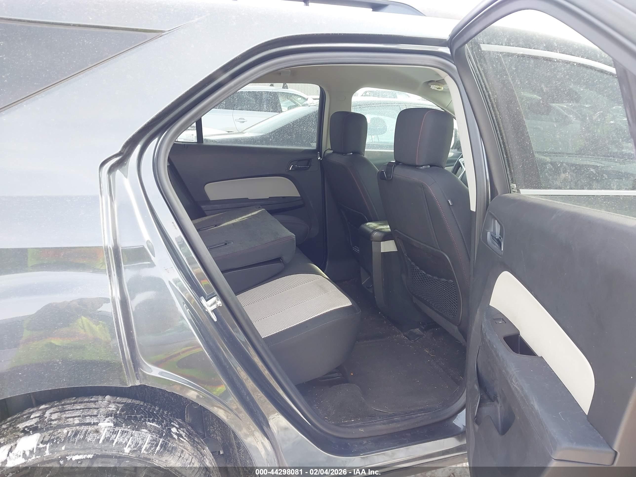 CHEVROLET EQUINOX image 8