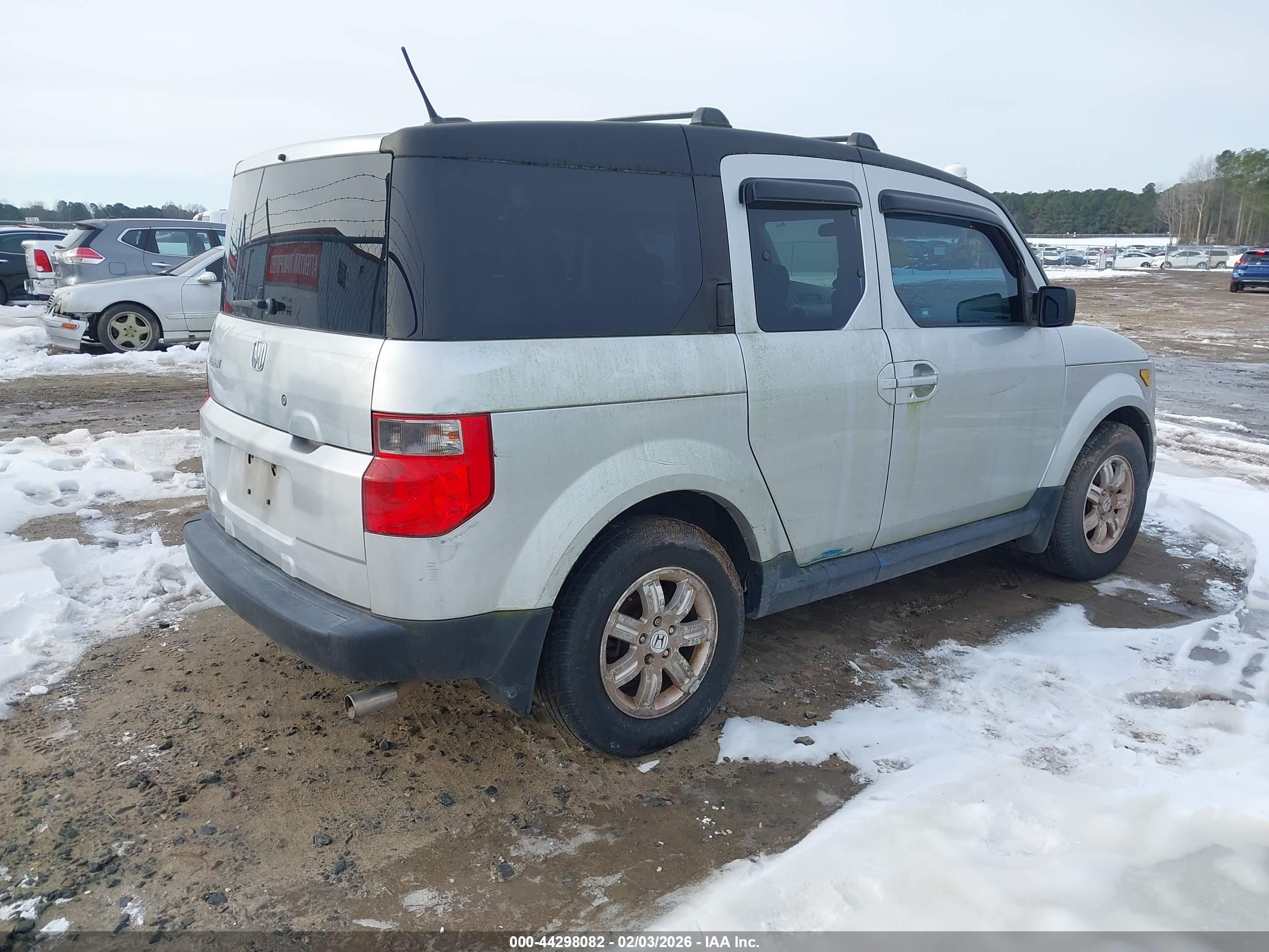 HONDA ELEMENT image 4