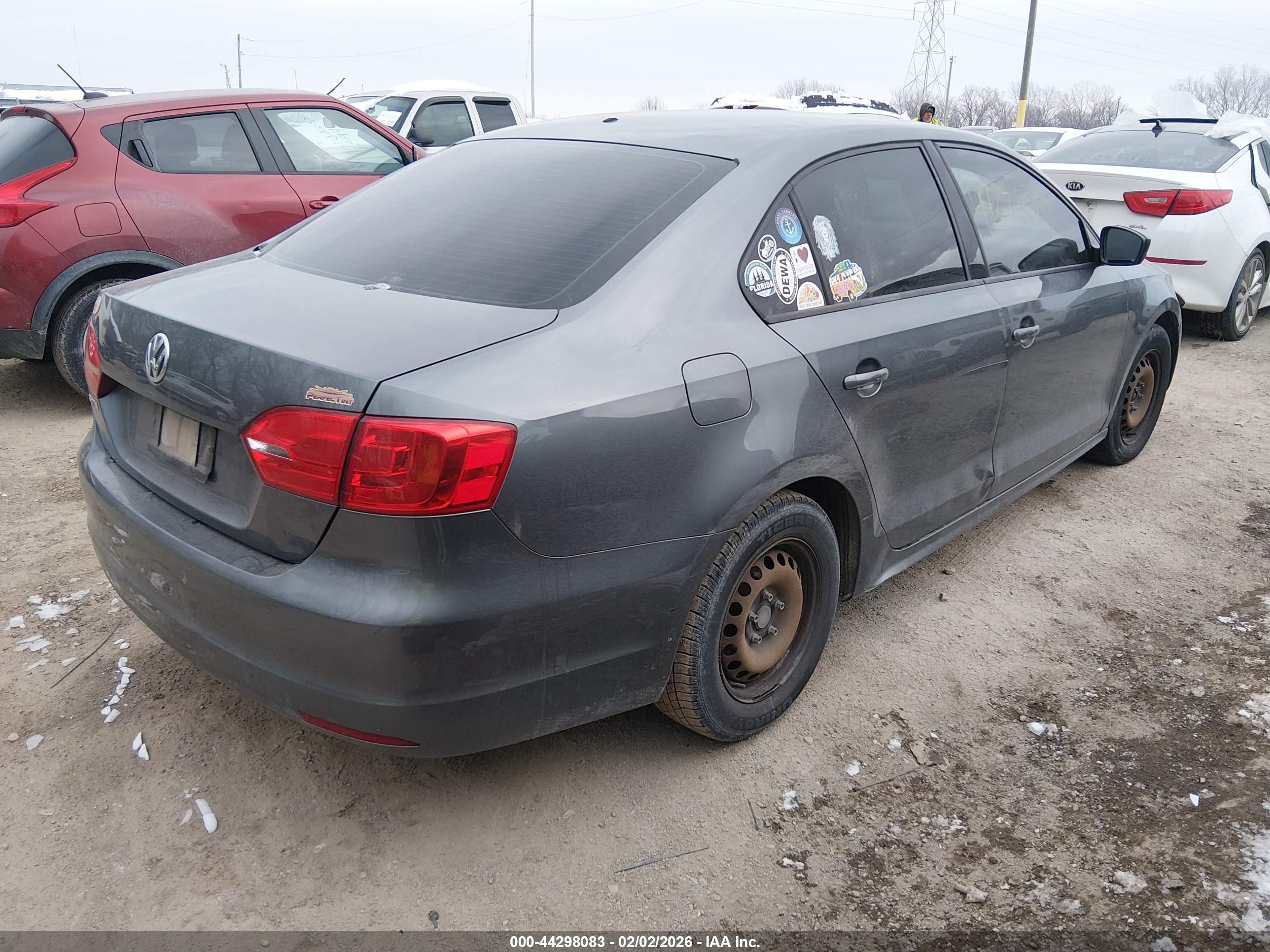 VOLKSWAGEN JETTA image 4